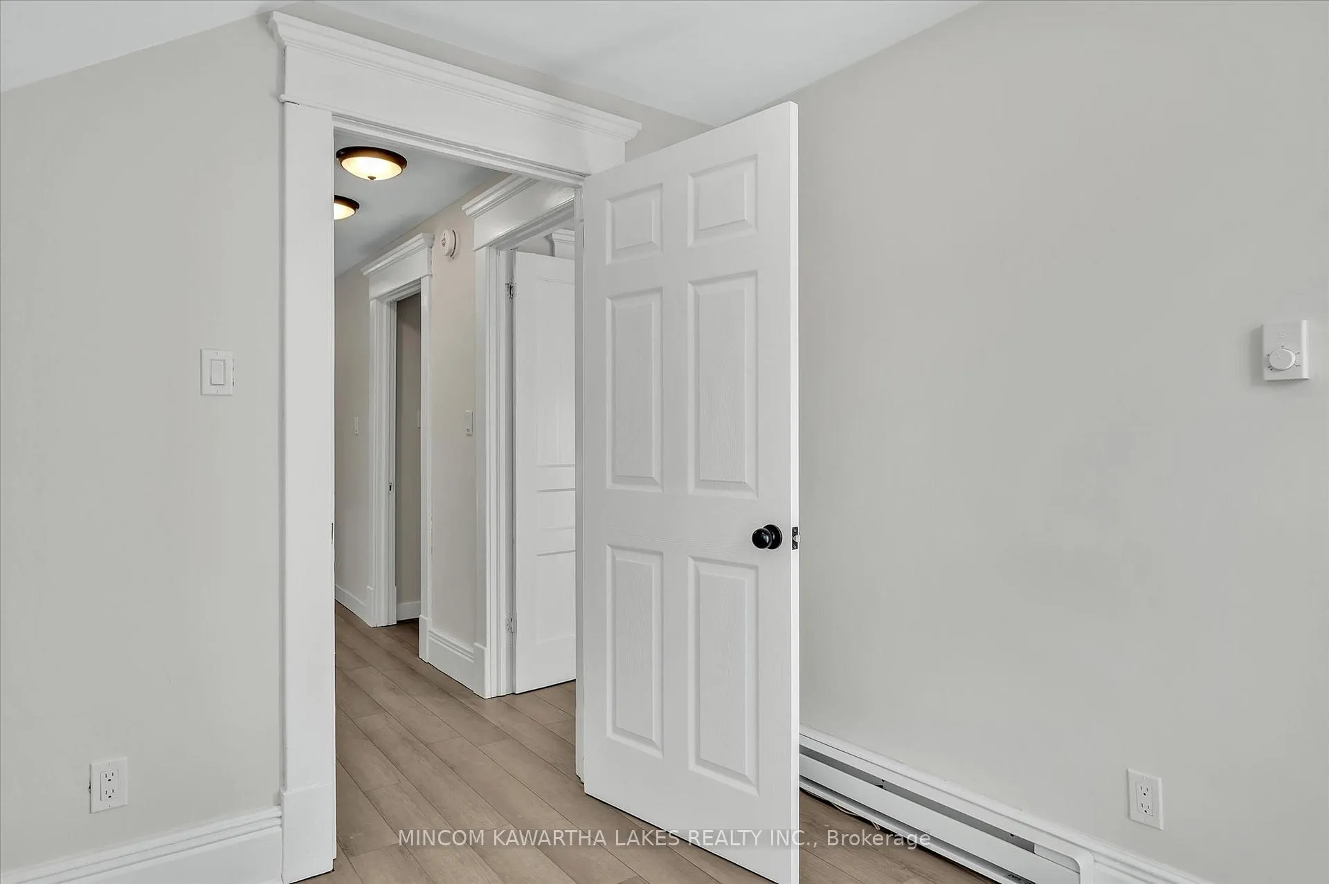 Photo 31 of 588 Wolfe Street, Peterborough, Town Ward 3 — HOMEH
