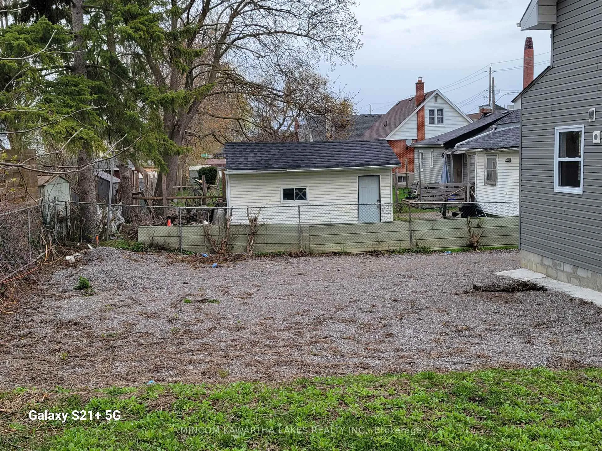 Photo 36 of 588 Wolfe Street, Peterborough, Town Ward 3 — HOMEH