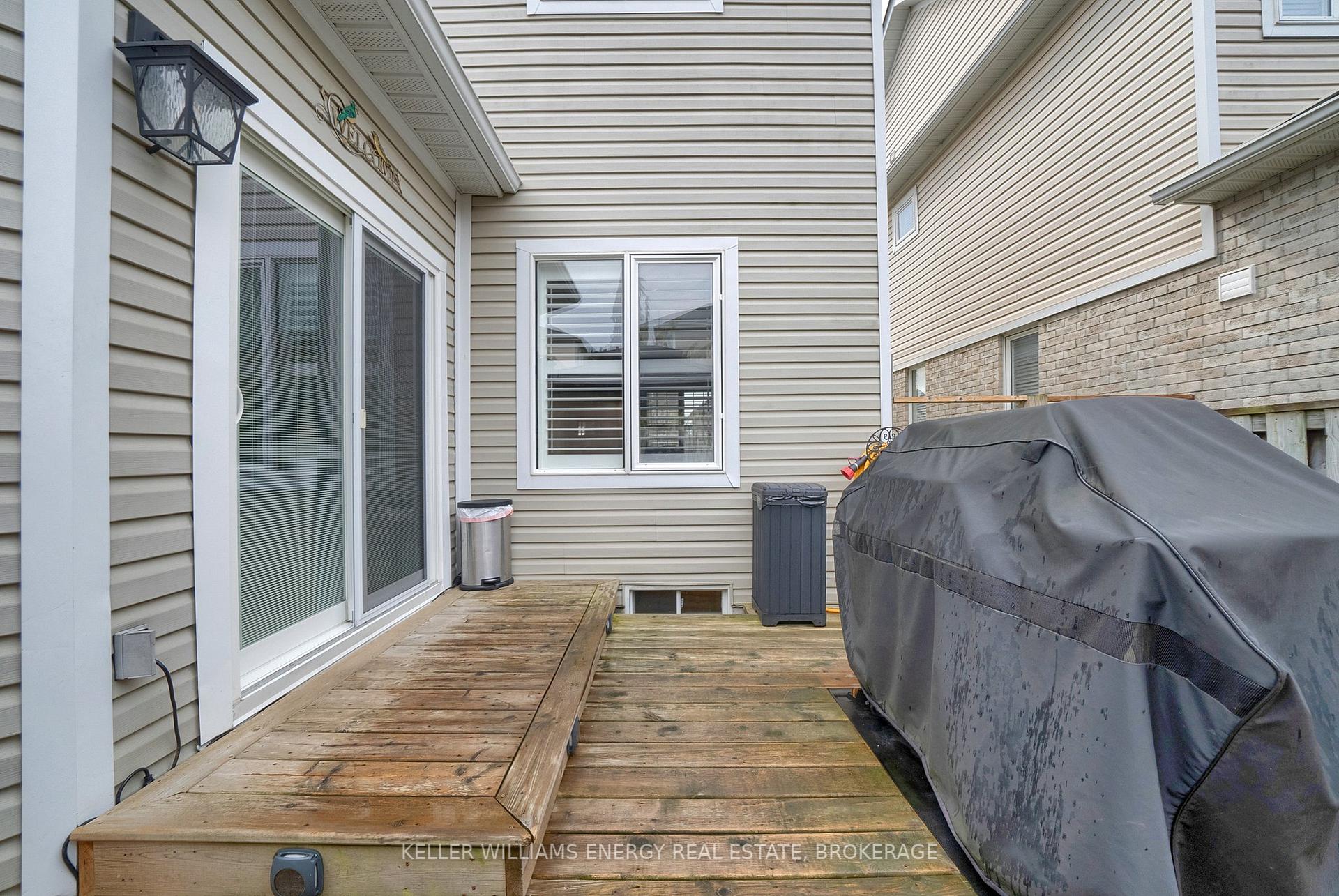 Photo 1 of 30 Divine Drive, Whitby, Rolling Acres — HOMEH