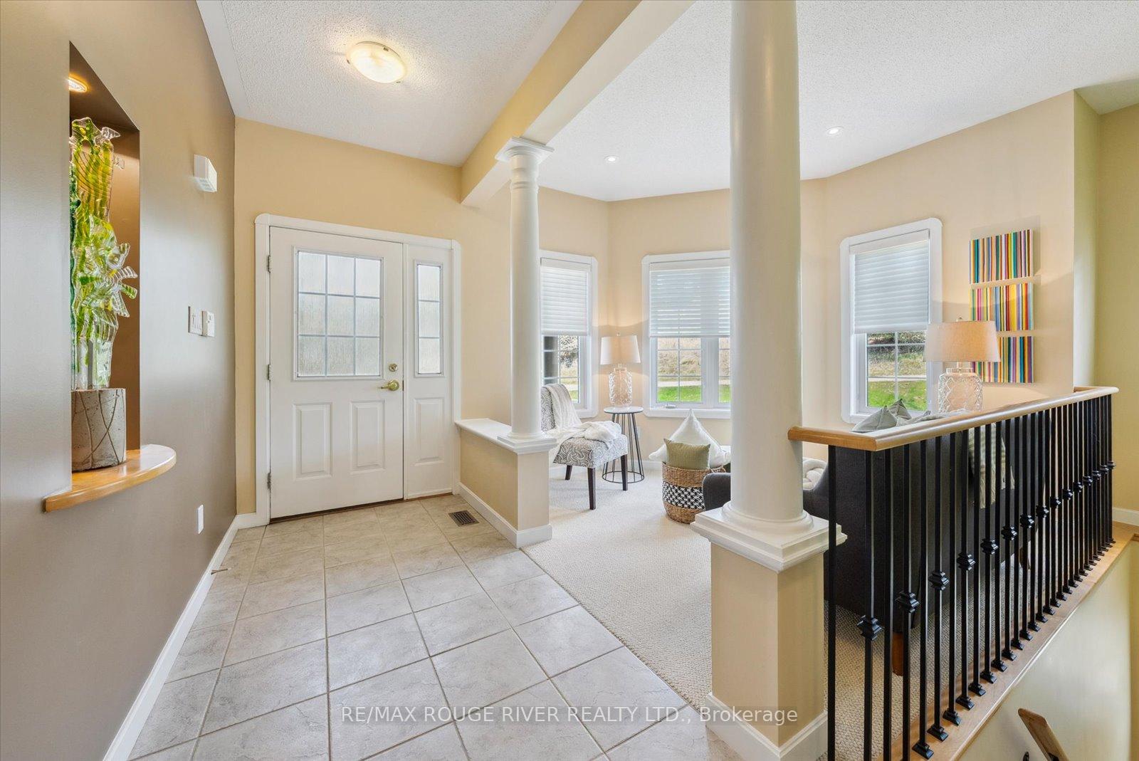 Photo 7 of 839 Greystone Court, Oshawa, Pinecrest — HOMEH