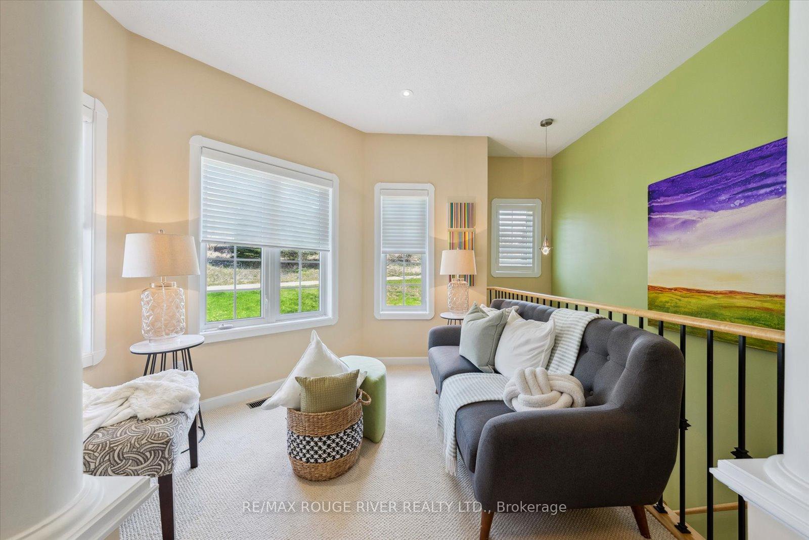 Photo 9 of 839 Greystone Court, Oshawa, Pinecrest — HOMEH
