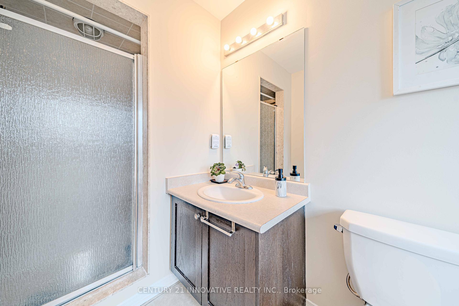 Photo 29 of 68 Gentile Circle W, Vaughan, Elder Mills — HOMEH