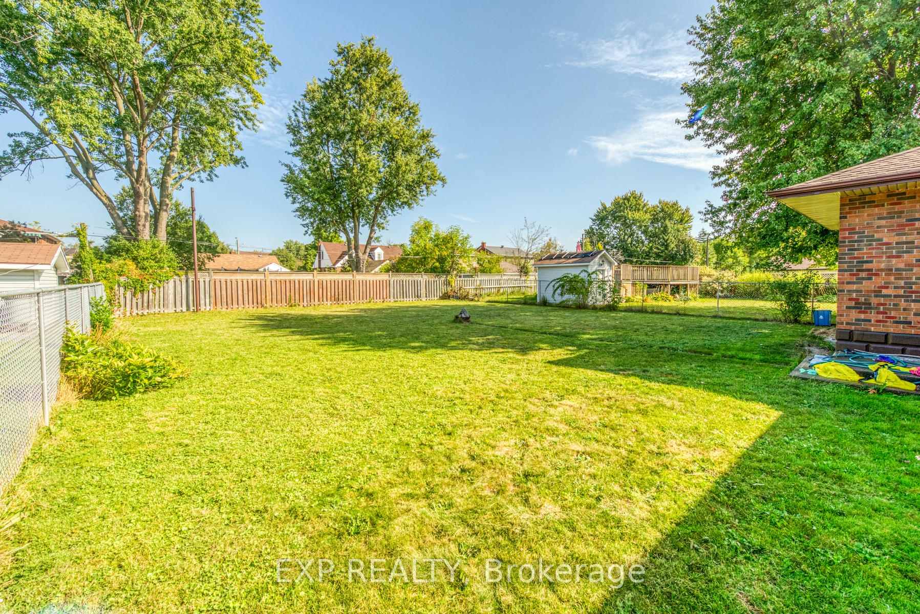 Photo 17 of 54 Third Street, Welland, Lincoln/Crowland — HOMEH