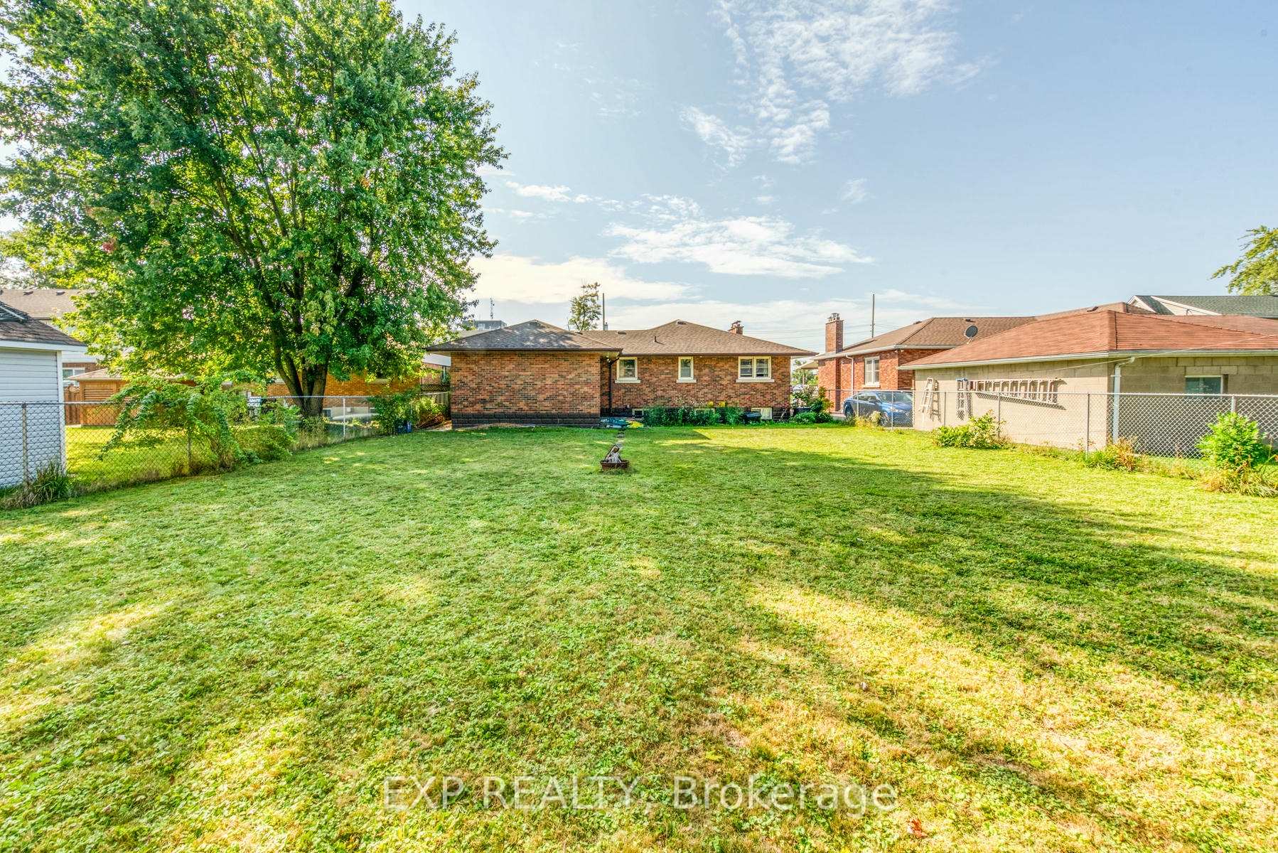Photo 18 of 54 Third Street, Welland, Lincoln/Crowland — HOMEH