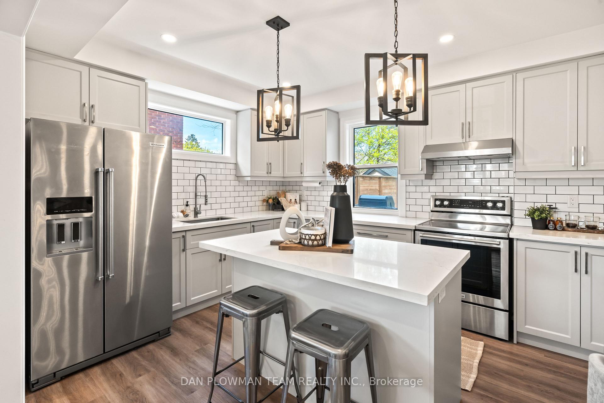 Photo 9 of 209 Oshawa Boulevard N, Oshawa, O'Neill — HOMEH