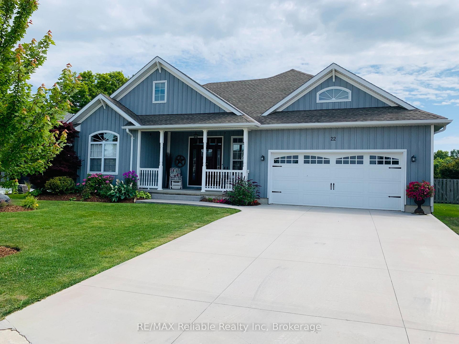 Photo 1 of 22 Thimbleweed Drive, Bluewater, Bayfield — HOMEH