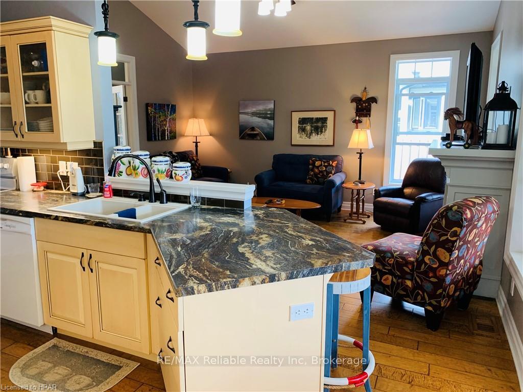 Photo 8 of 22 Thimbleweed Drive, Bluewater, Bayfield — HOMEH
