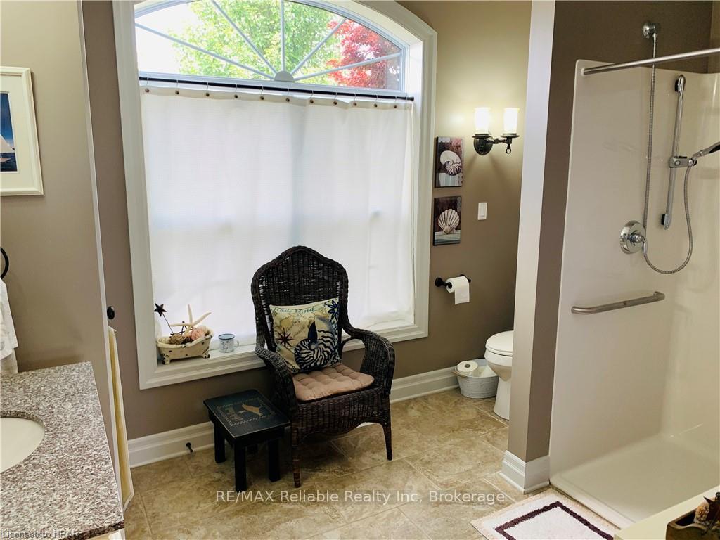 Photo 25 of 22 Thimbleweed Drive, Bluewater, Bayfield — HOMEH