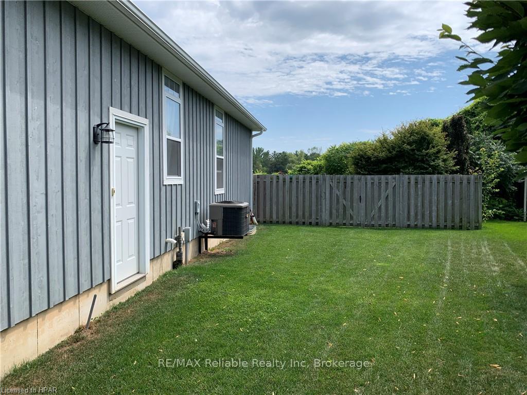 Photo 24 of 22 Thimbleweed Drive, Bluewater, Bayfield — HOMEH