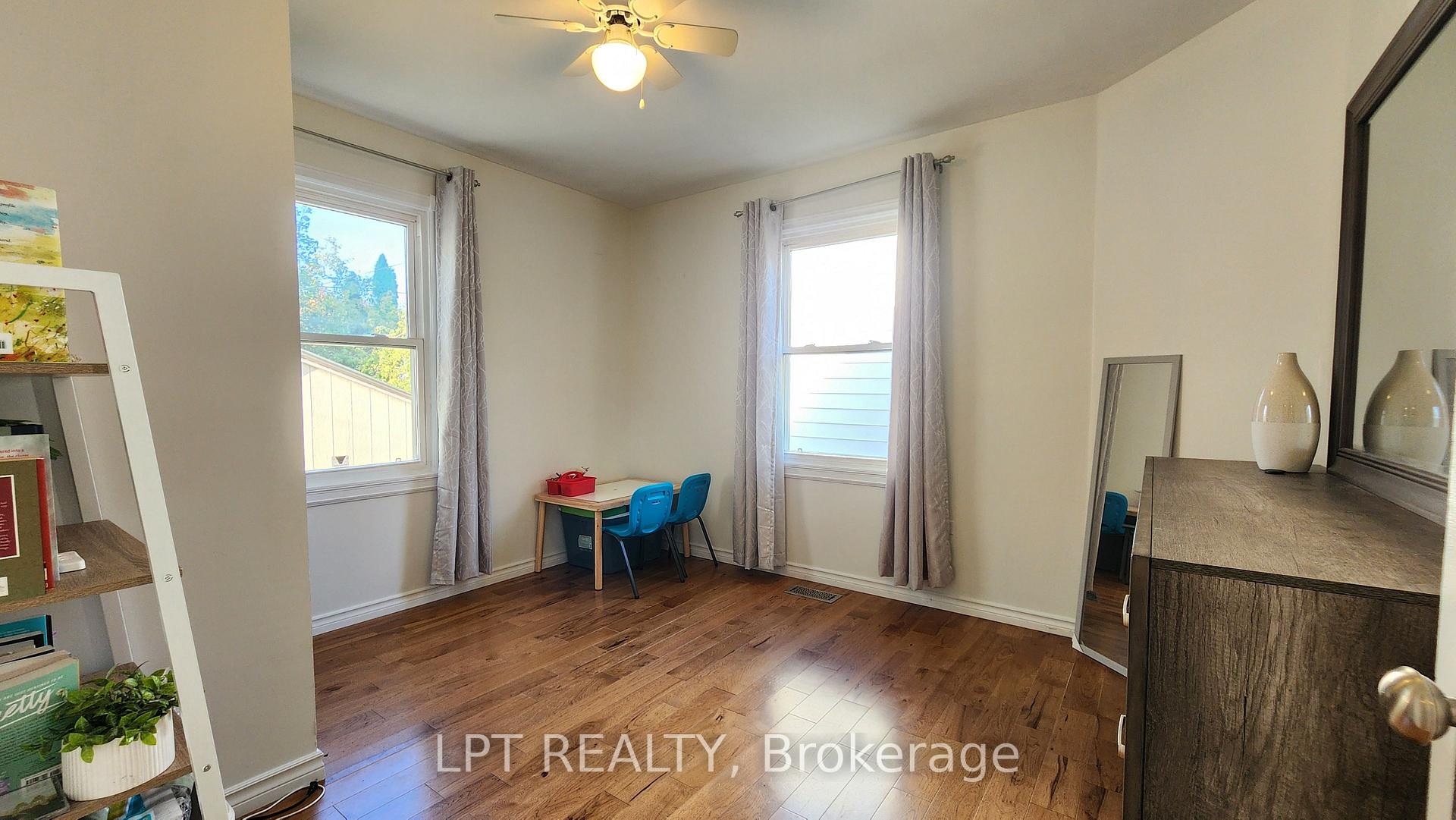 Photo 10 of 772 Duffus Street, Peterborough, Otonabee Ward 1 — HOMEH