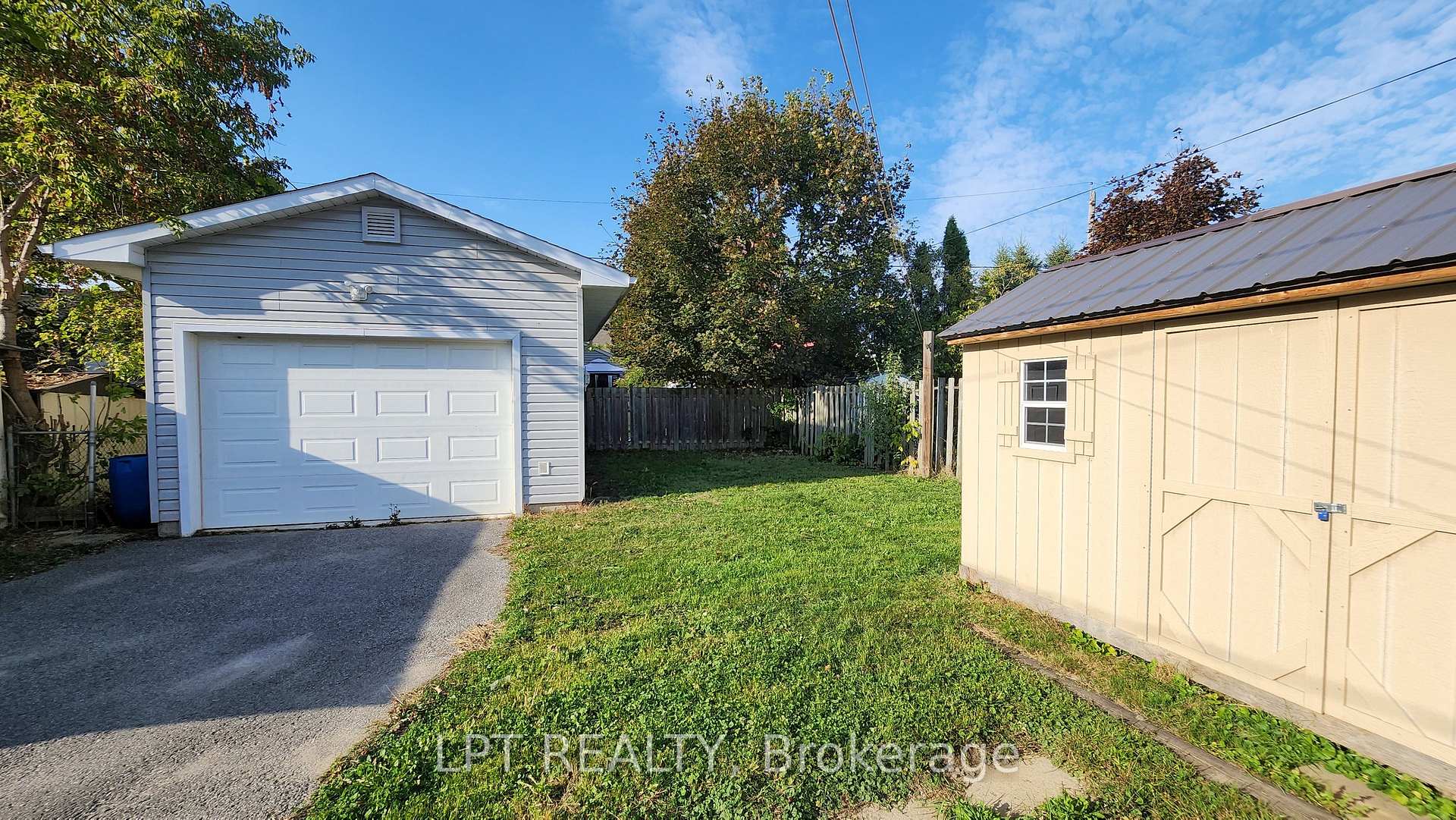 Photo 17 of 772 Duffus Street, Peterborough, Otonabee Ward 1 — HOMEH