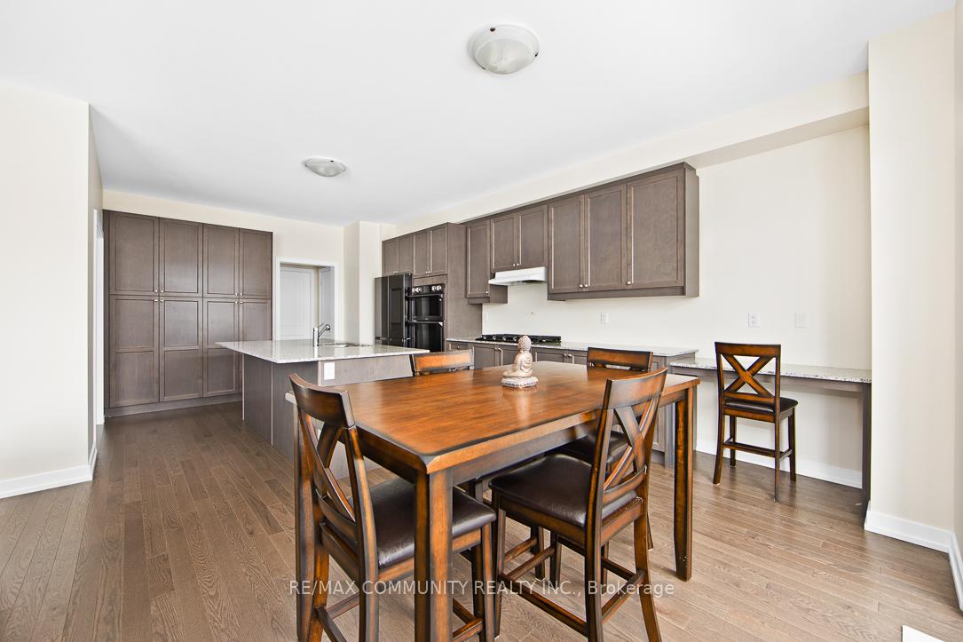 Photo 10 of 908 Rexton Drive, Oshawa, Kedron — HOMEH