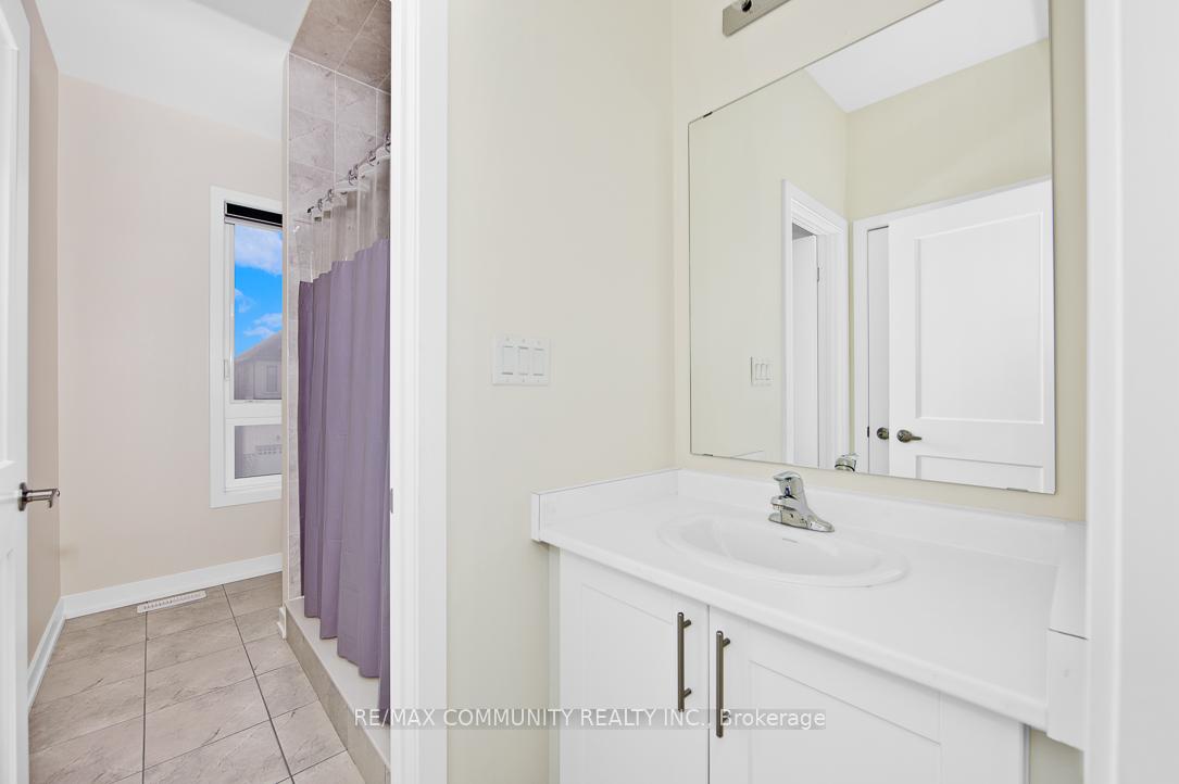 Photo 18 of 908 Rexton Drive, Oshawa, Kedron — HOMEH