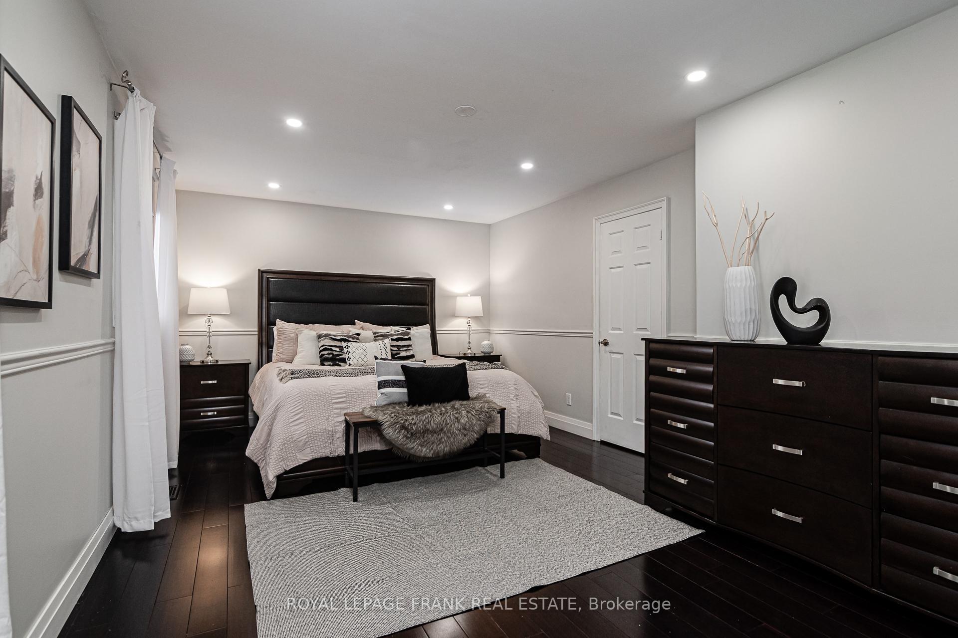 Photo 24 of 750 Pascoe Court, Oshawa, Pinecrest — HOMEH
