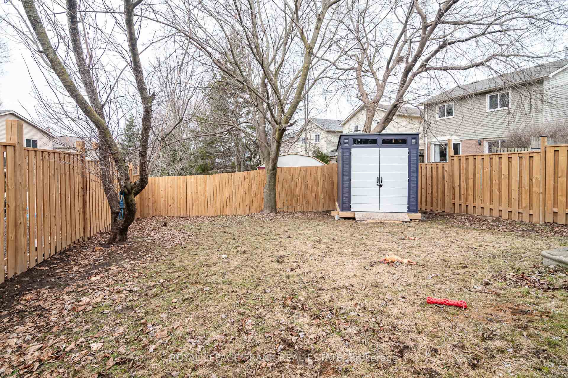 Photo 47 of 750 Pascoe Court, Oshawa, Pinecrest — HOMEH