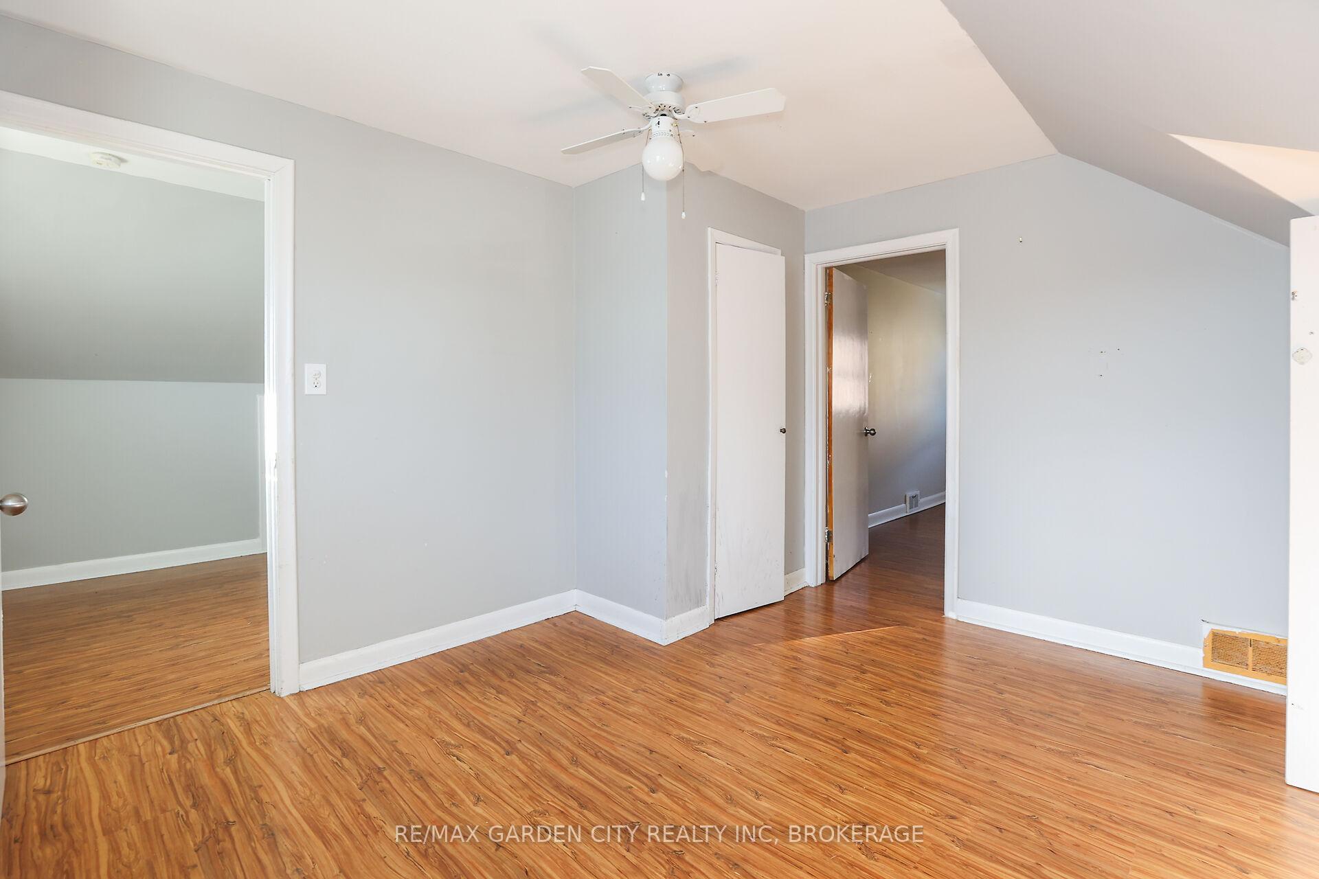 Photo 23 of 133 Lyons Avenue, Welland, Lincoln/Crowland — HOMEH