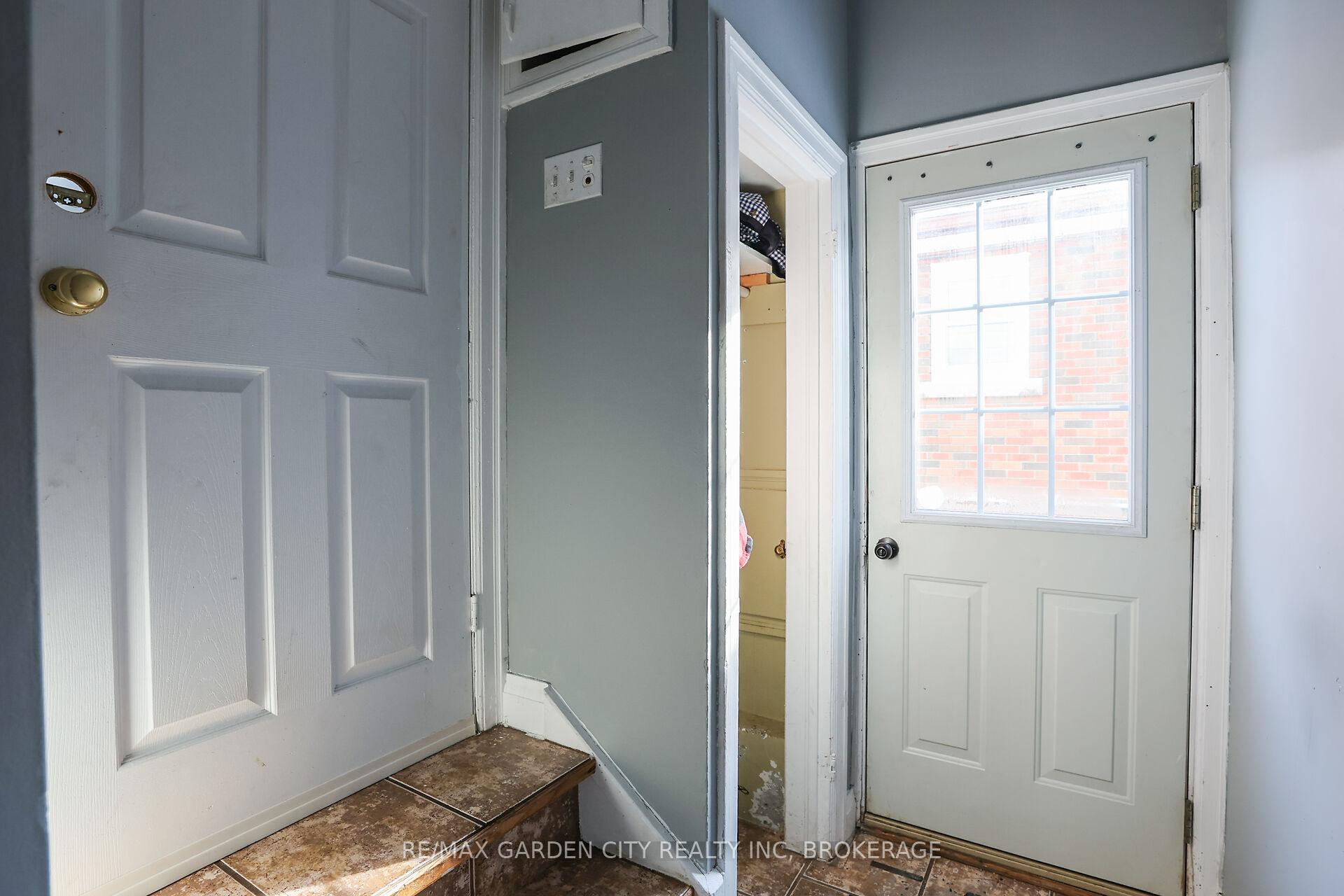 Photo 28 of 133 Lyons Avenue, Welland, Lincoln/Crowland — HOMEH