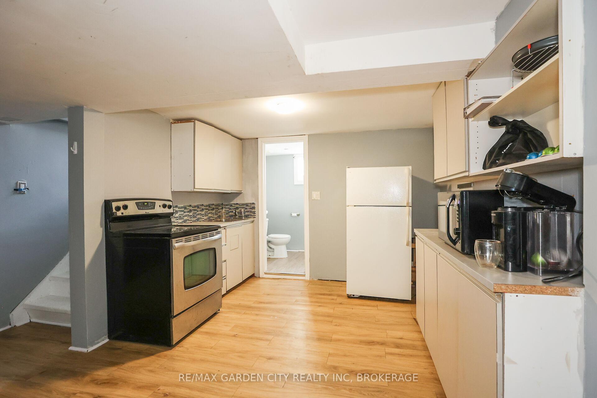 Photo 31 of 133 Lyons Avenue, Welland, Lincoln/Crowland — HOMEH
