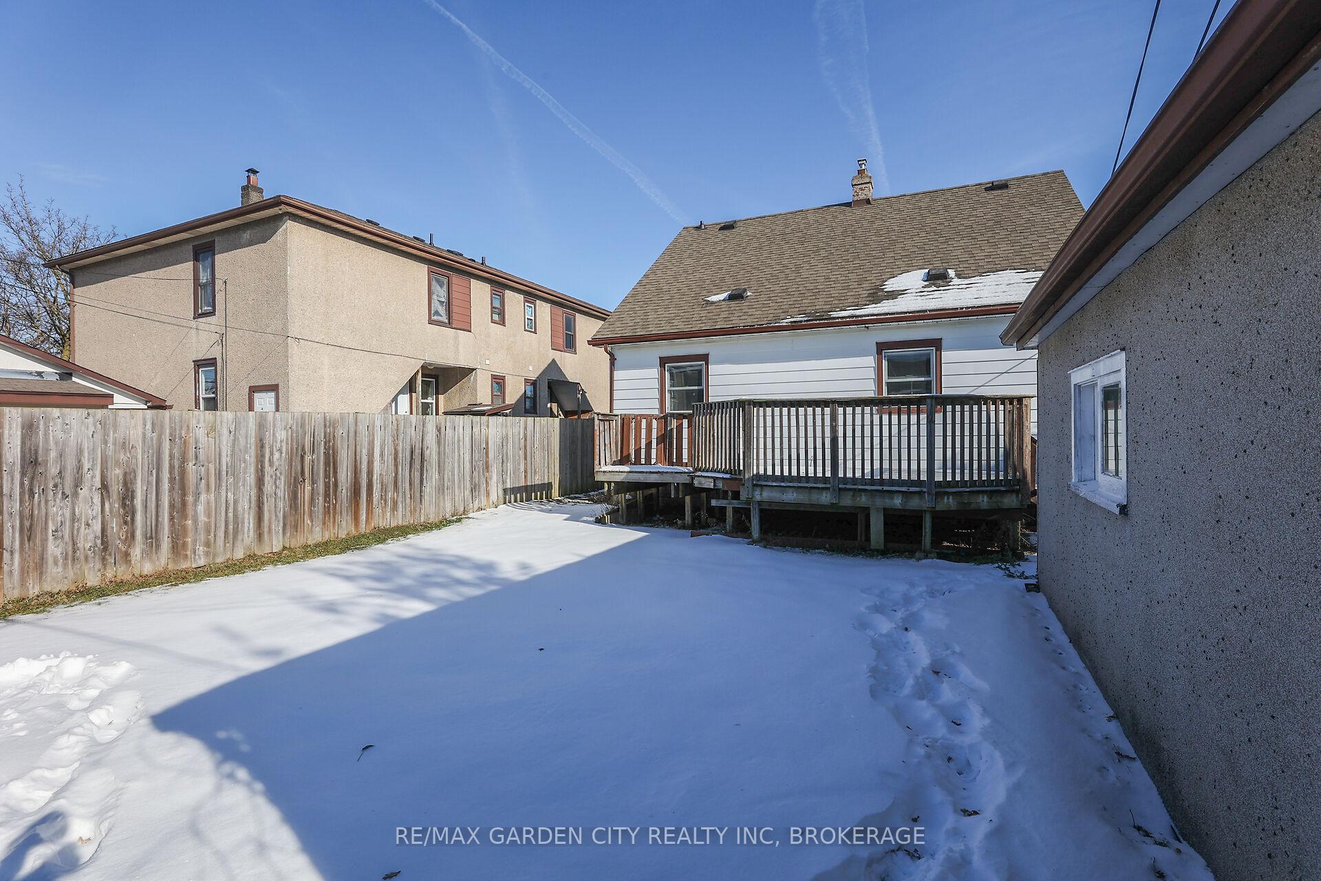 Photo 43 of 133 Lyons Avenue, Welland, Lincoln/Crowland — HOMEH