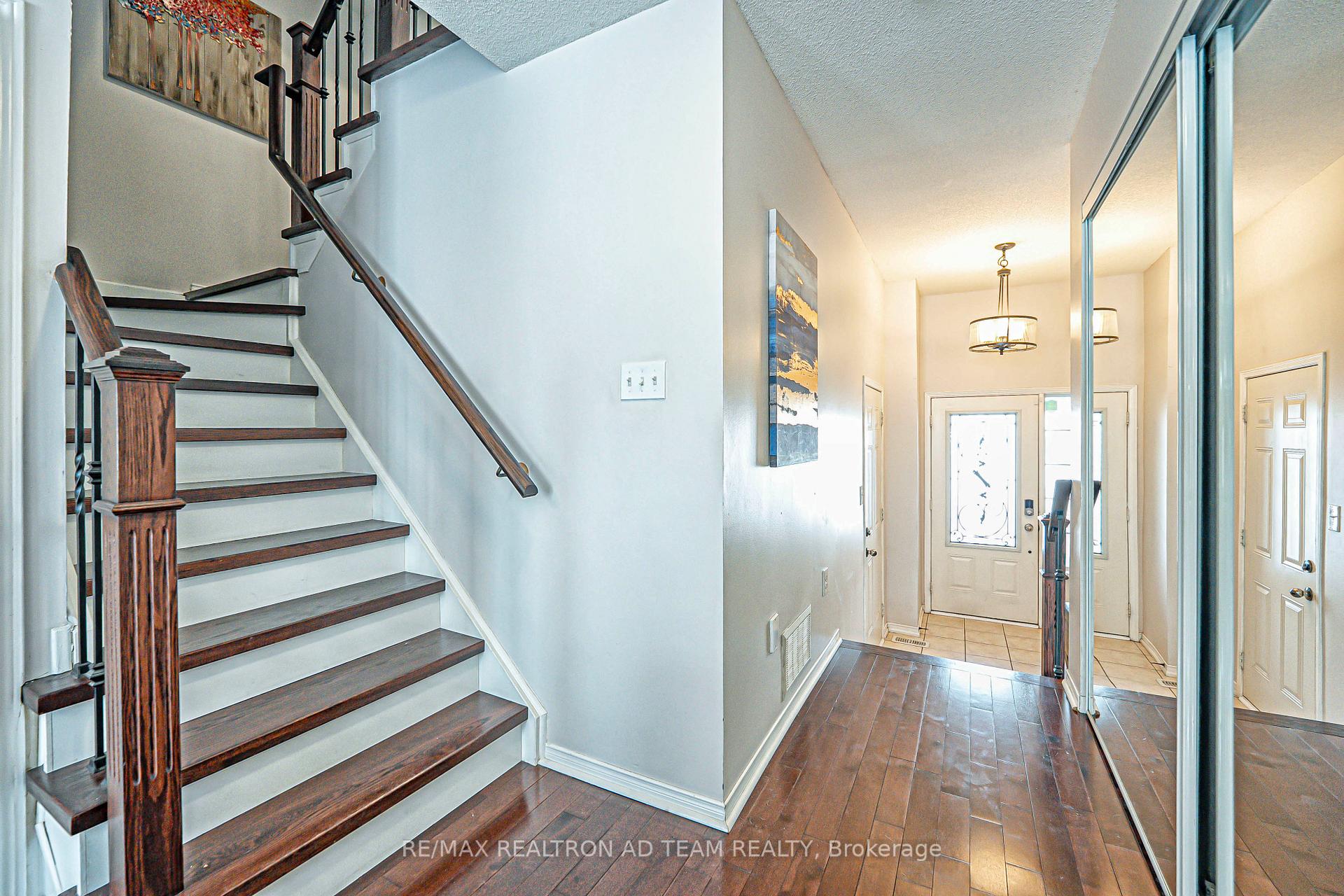 Photo 5 of 21 Pendrill Way, Ajax, Central East — HOMEH