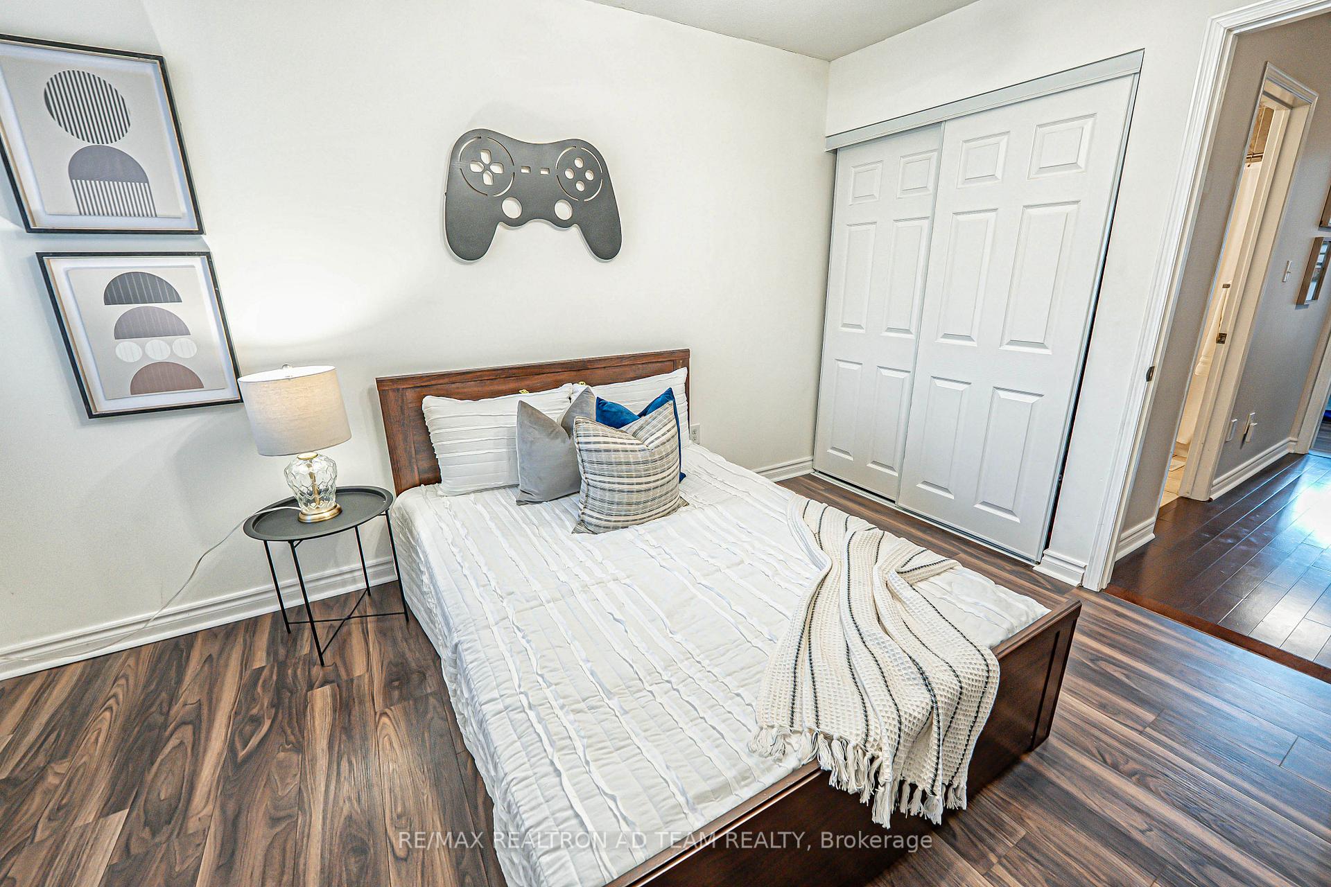 Photo 25 of 21 Pendrill Way, Ajax, Central East — HOMEH