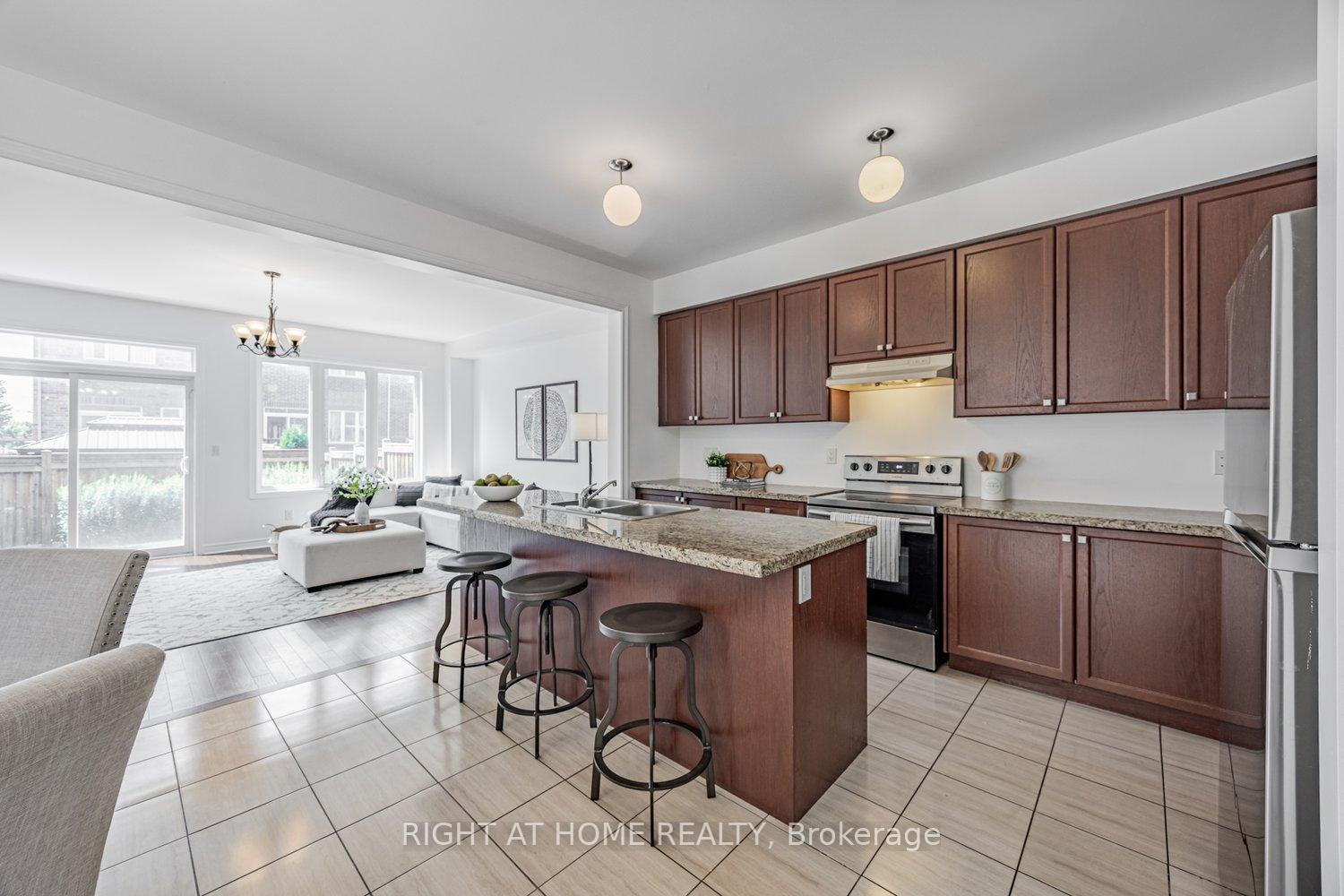 Photo 9 of 145 Cathedral Drive, Whitby, Rolling Acres — HOMEH