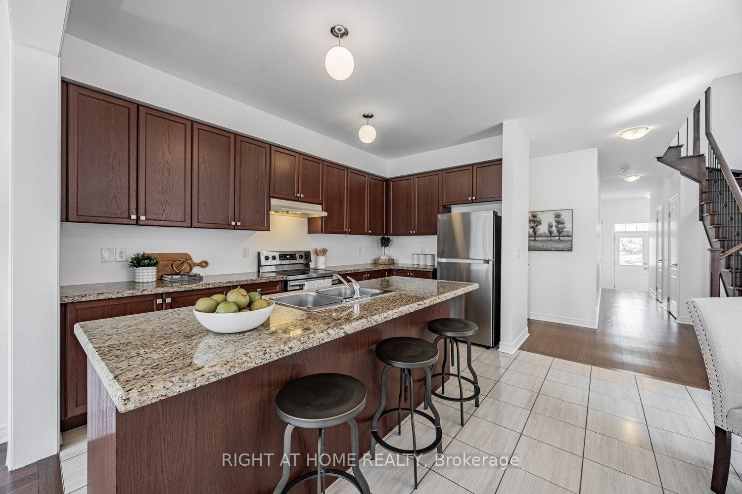 Photo 10 of 145 Cathedral Drive, Whitby, Rolling Acres — HOMEH