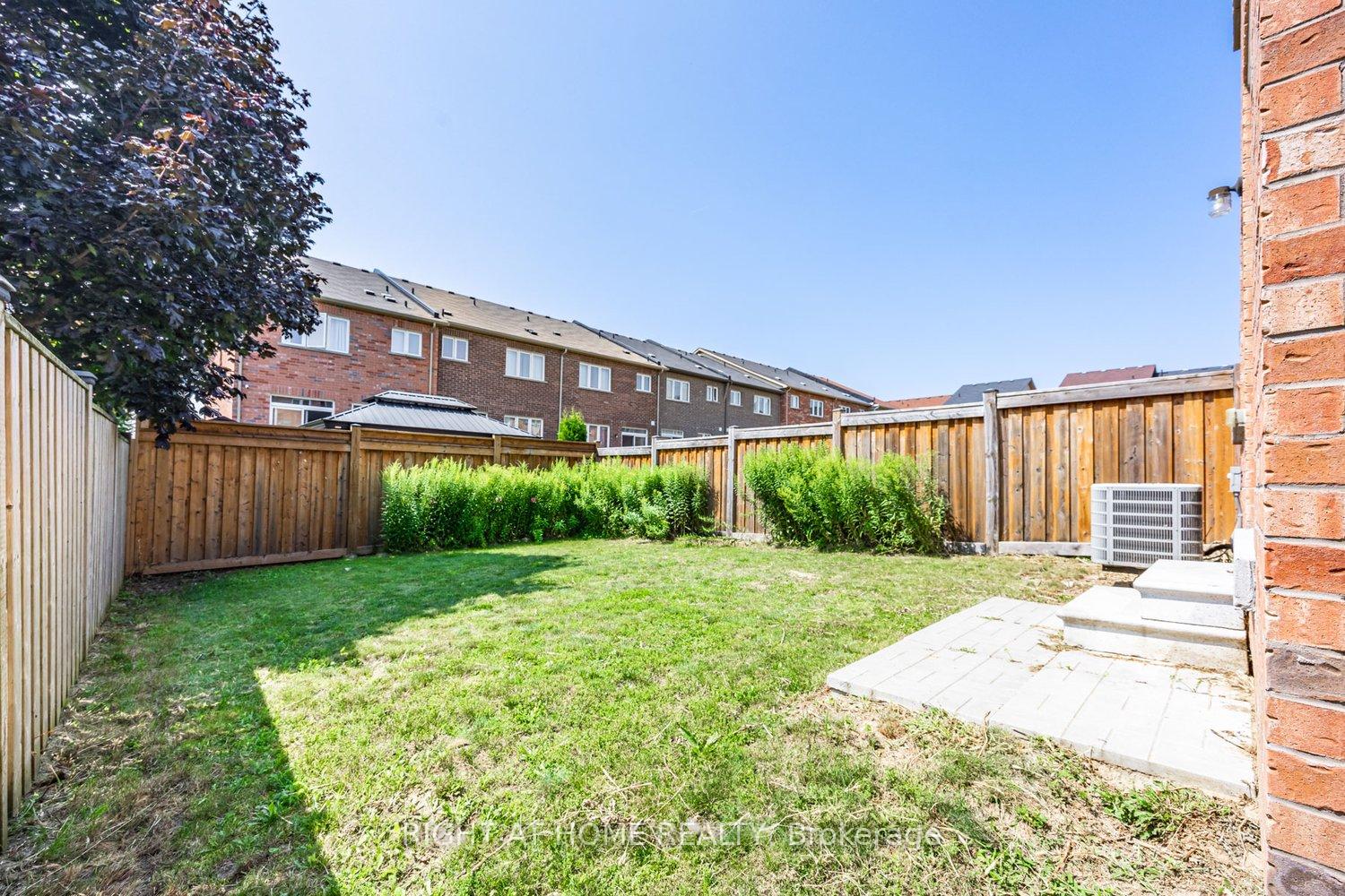 Photo 30 of 145 Cathedral Drive, Whitby, Rolling Acres — HOMEH