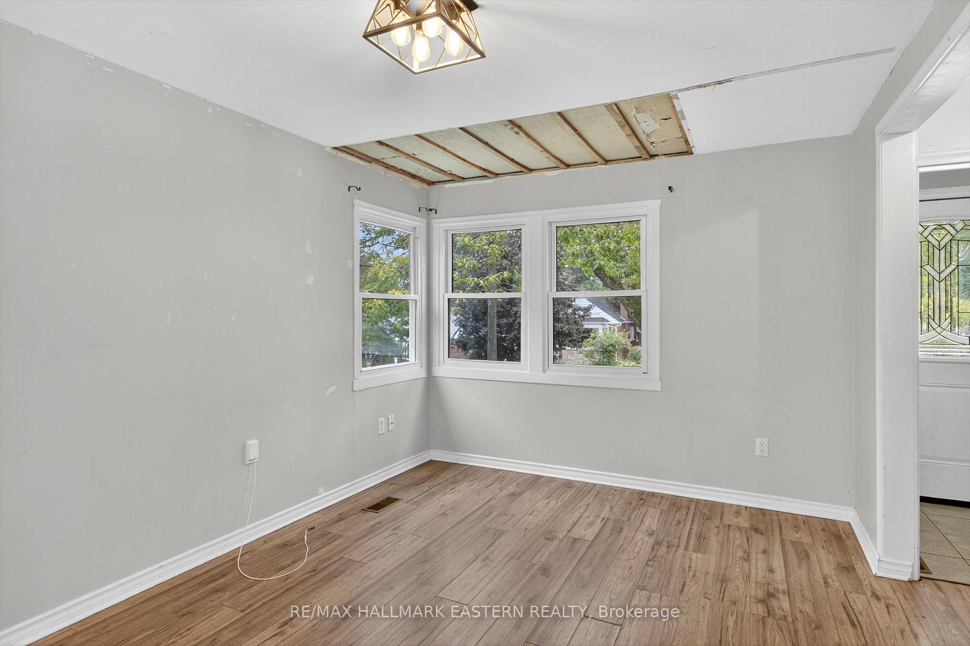 Photo 8 of 650 Bolivar Street, Peterborough, Town Ward 3 — HOMEH