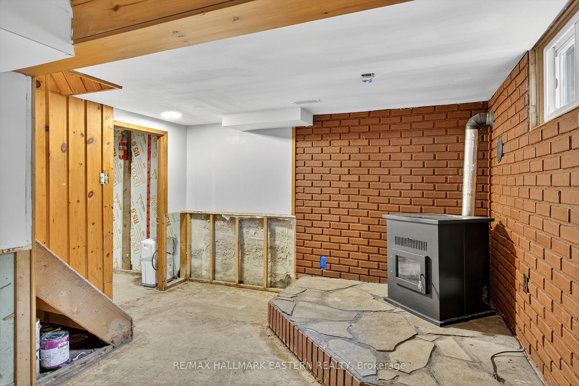 Photo 29 of 650 Bolivar Street, Peterborough, Town Ward 3 — HOMEH