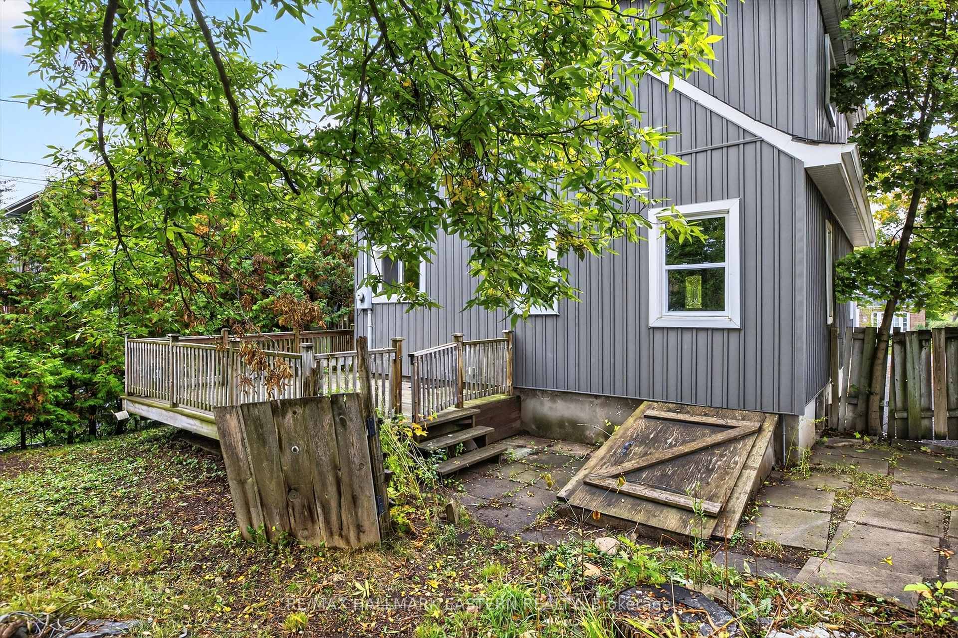 Photo 35 of 650 Bolivar Street, Peterborough, Town Ward 3 — HOMEH