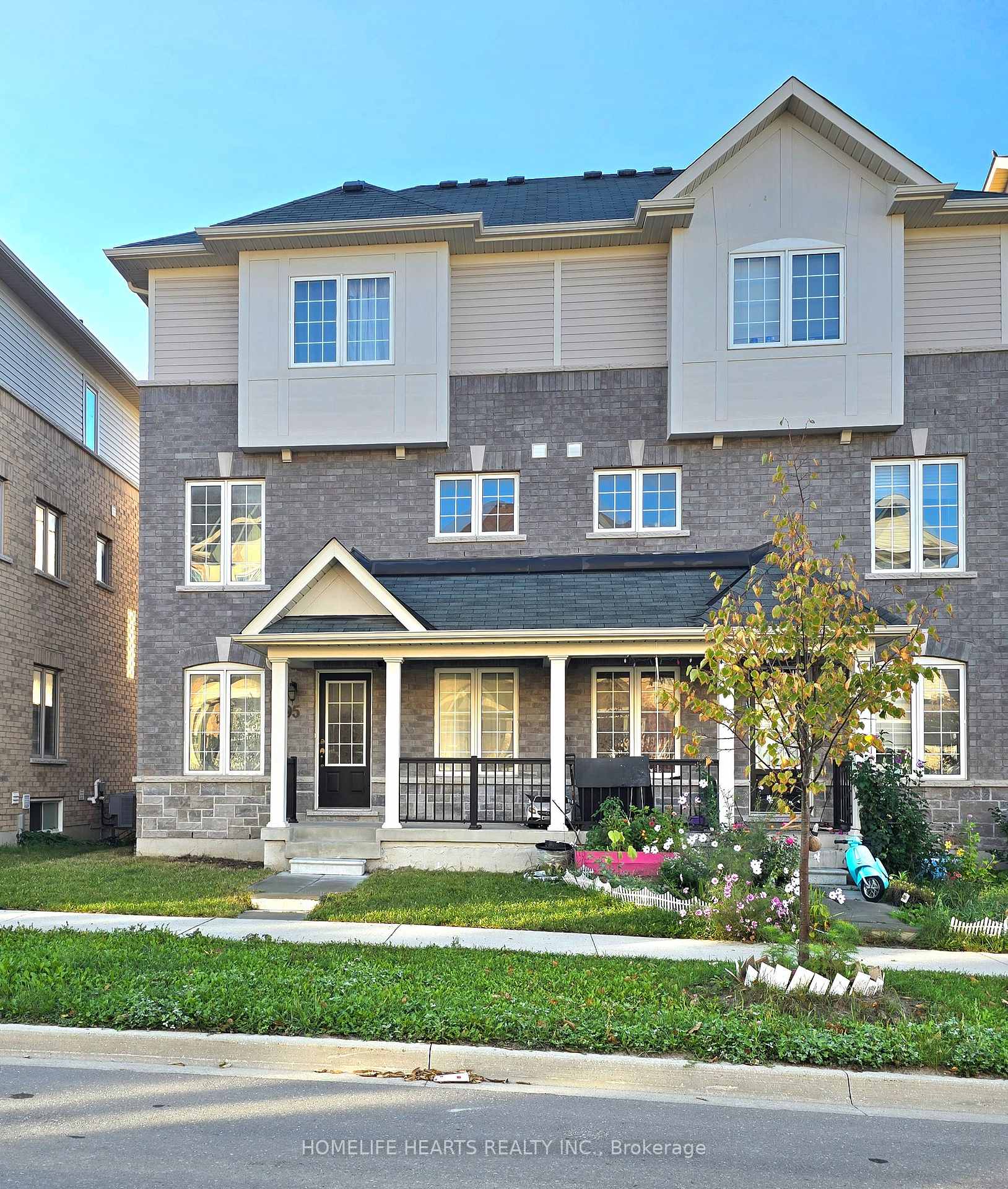 Photo 7 of 95 Ainley Road, Ajax, Central East — HOMEH