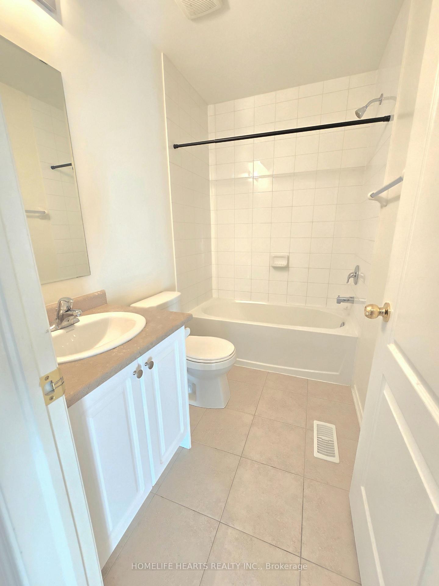 Photo 33 of 95 Ainley Road, Ajax, Central East — HOMEH