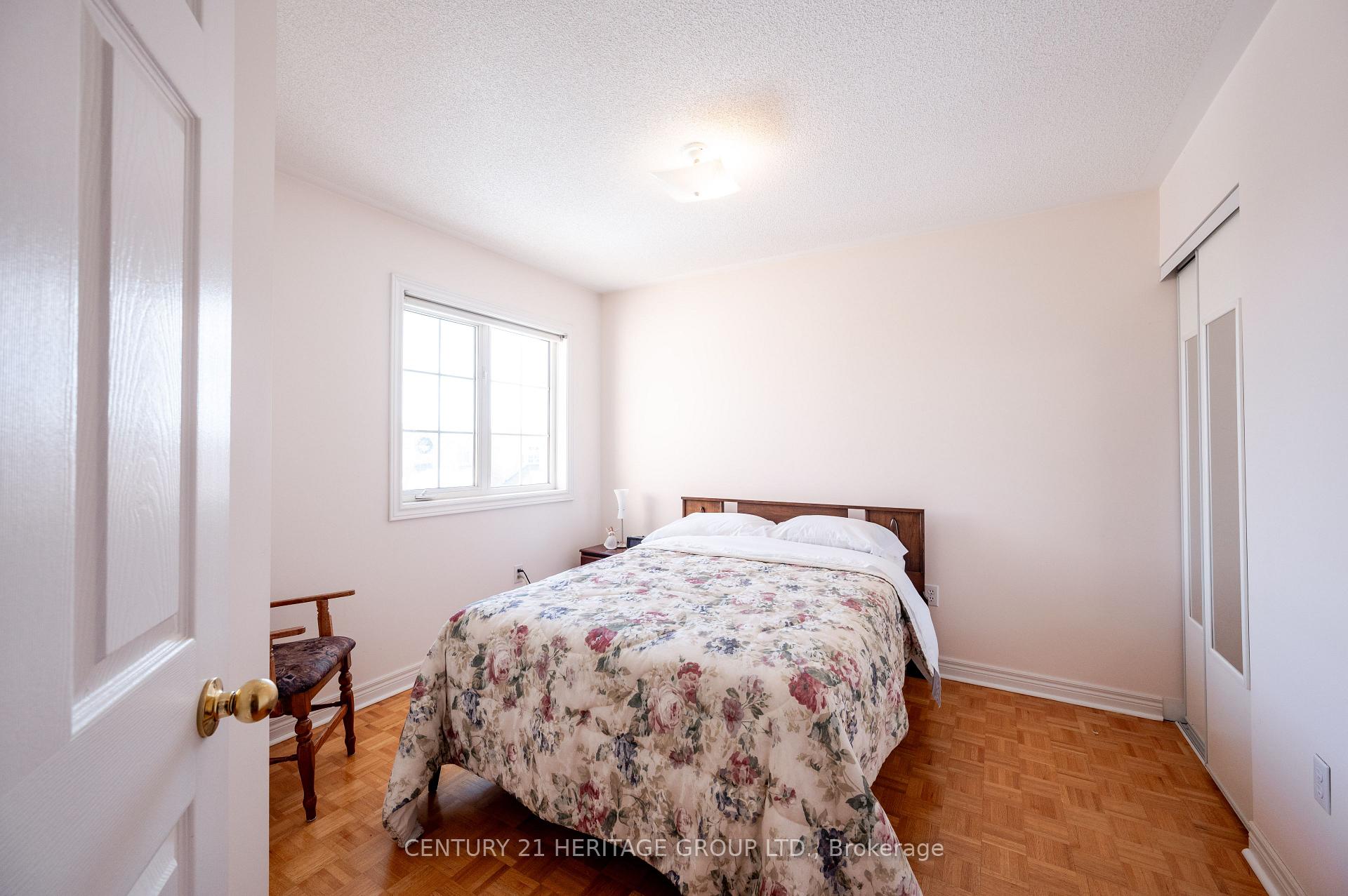 Photo 32 of 73 Solway Avenue, Vaughan, Maple — HOMEH