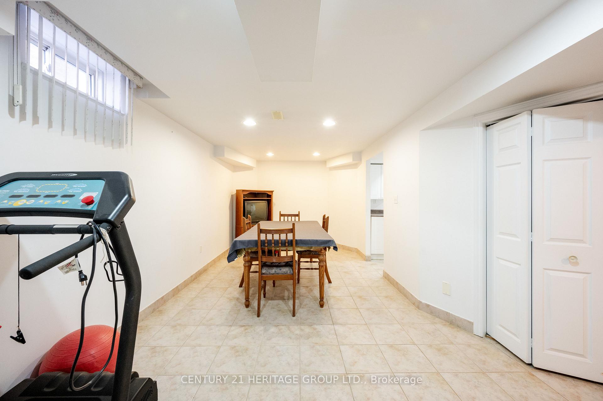 Photo 35 of 73 Solway Avenue, Vaughan, Maple — HOMEH