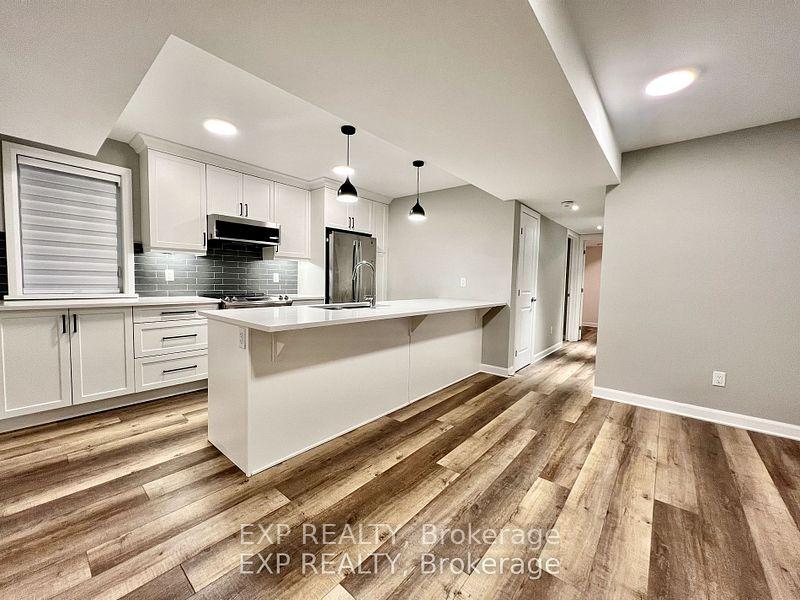 Photo 5 of Unit B, 805 Maplewood Avenue, Ottawa, Queensway Terrace North — HOMEH