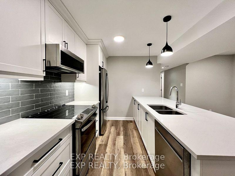 Photo 13 of Unit B, 805 Maplewood Avenue, Ottawa, Queensway Terrace North — HOMEH