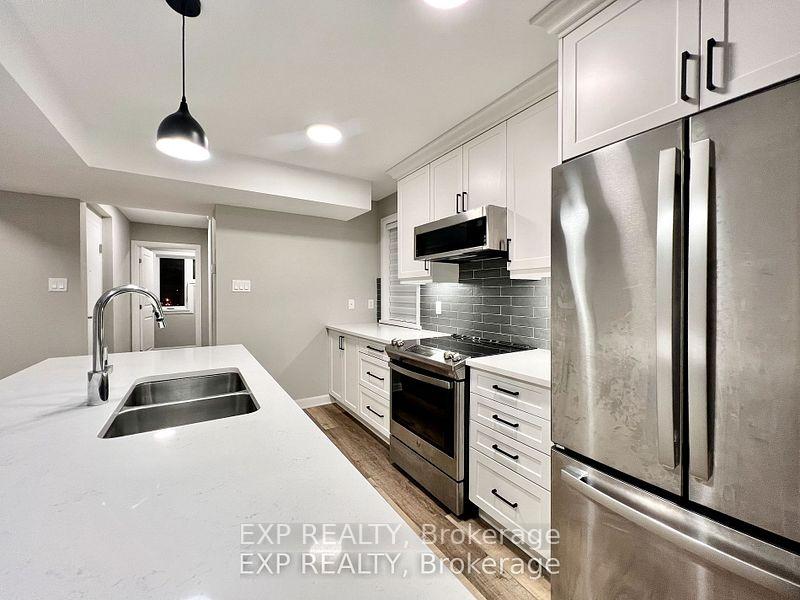 Photo 11 of Unit B, 805 Maplewood Avenue, Ottawa, Queensway Terrace North — HOMEH