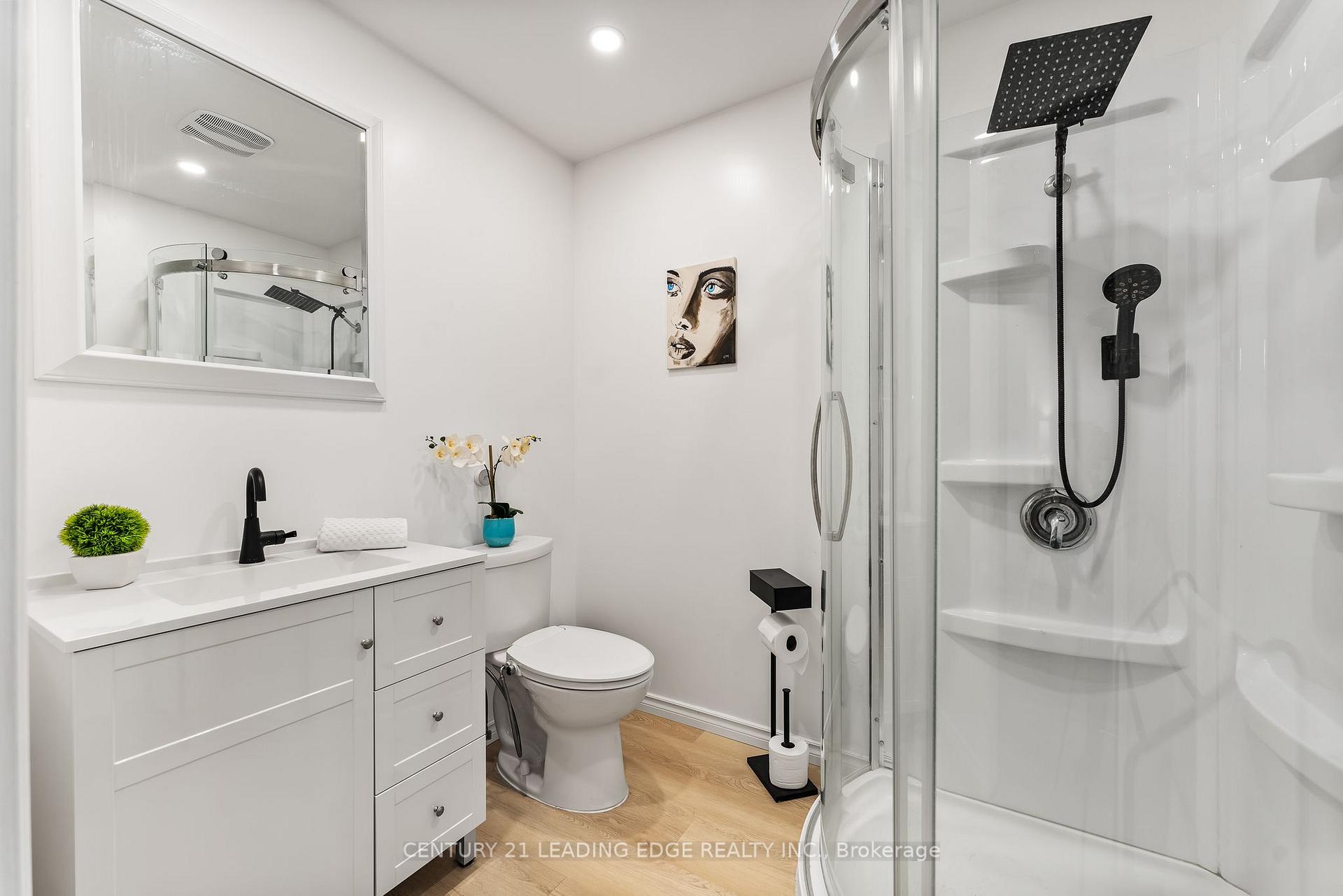 Photo 3 of 840 William Booth Crescent, Oshawa, Centennial — HOMEH