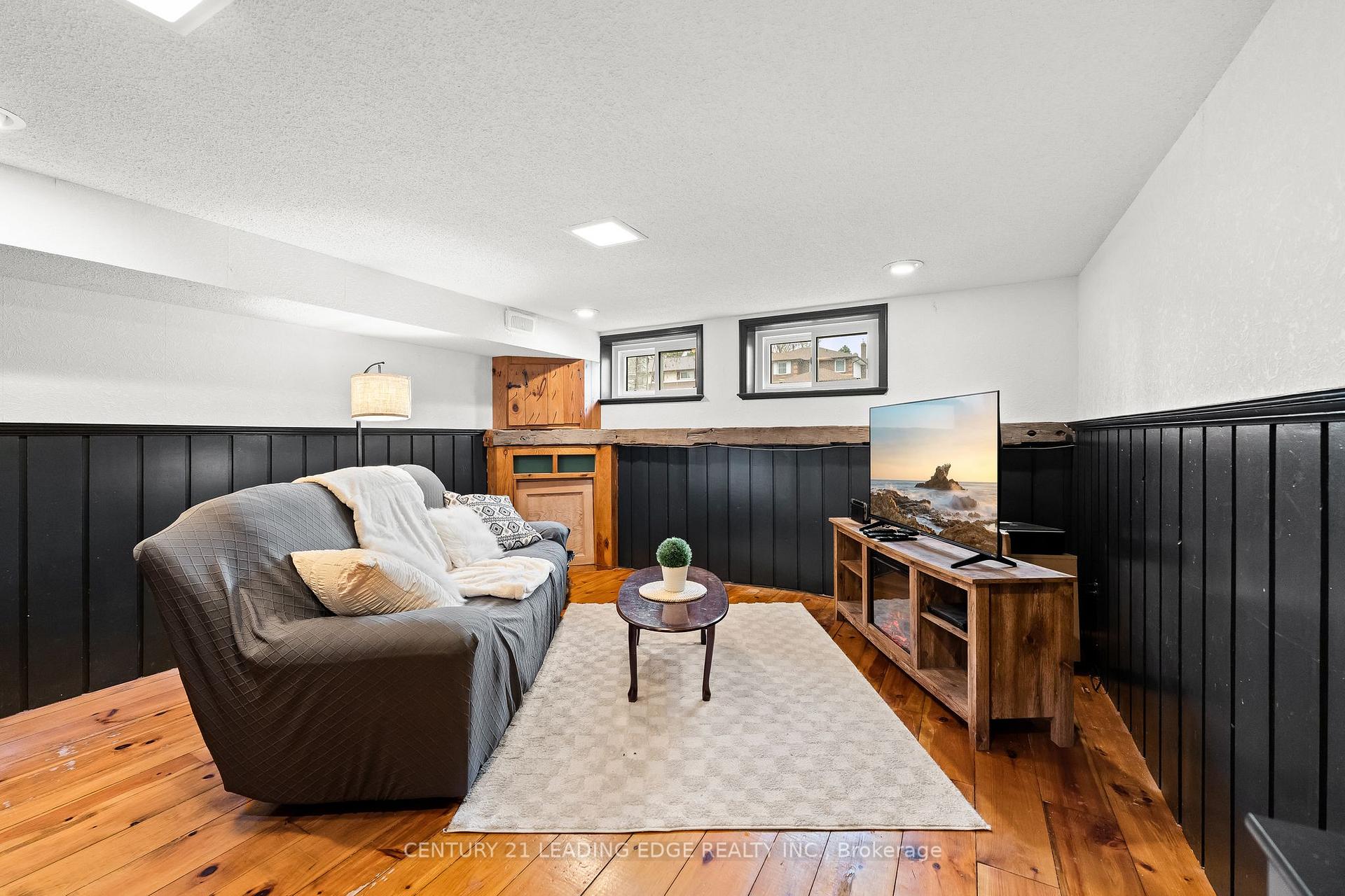 Photo 10 of 840 William Booth Crescent, Oshawa, Centennial — HOMEH