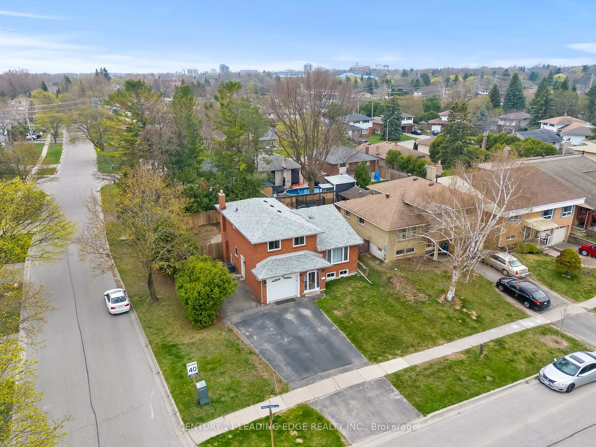 Photo 28 of 840 William Booth Crescent, Oshawa, Centennial — HOMEH
