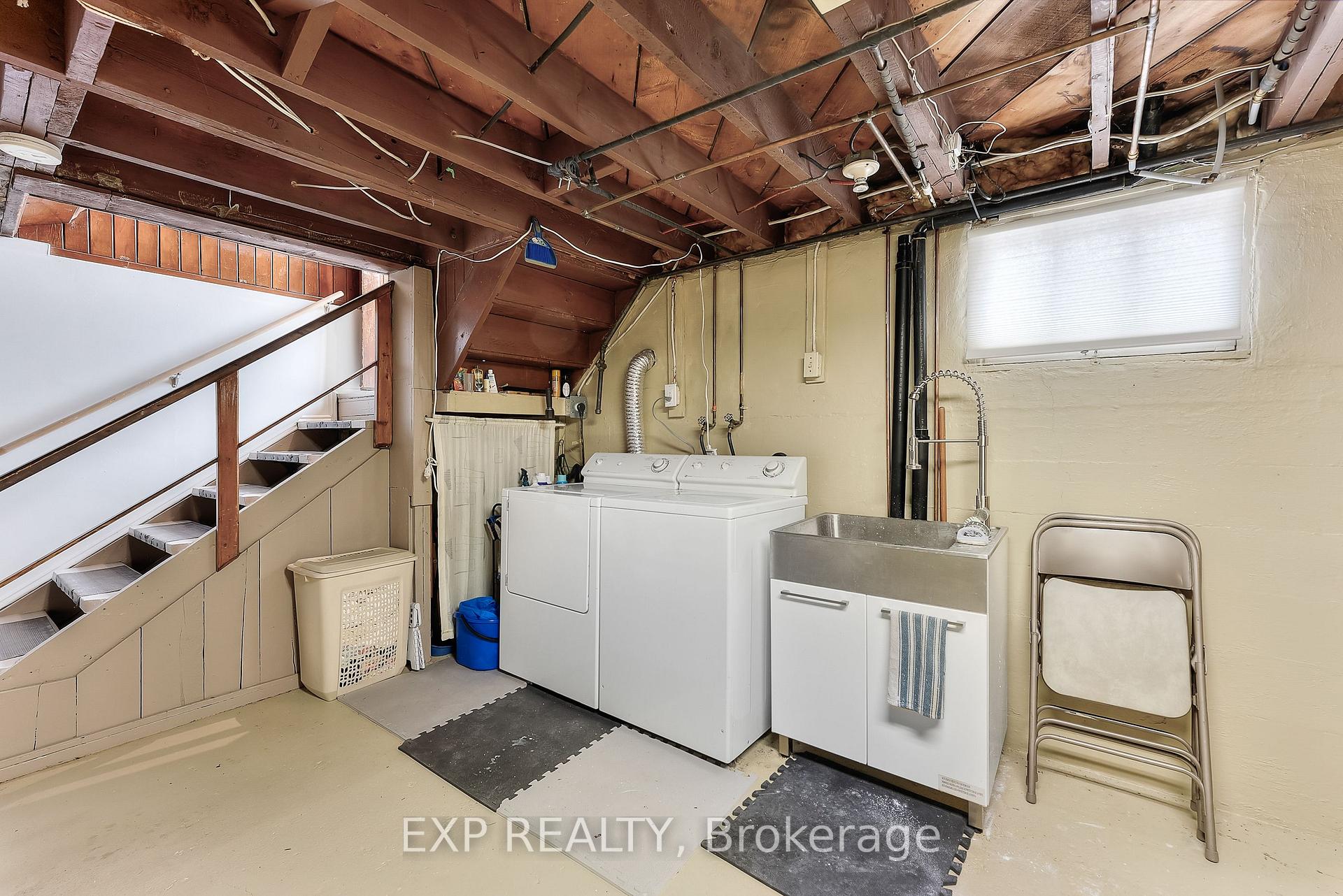 Photo 24 of 114 Scholfield Avenue S, Welland, Lincoln/Crowland — HOMEH
