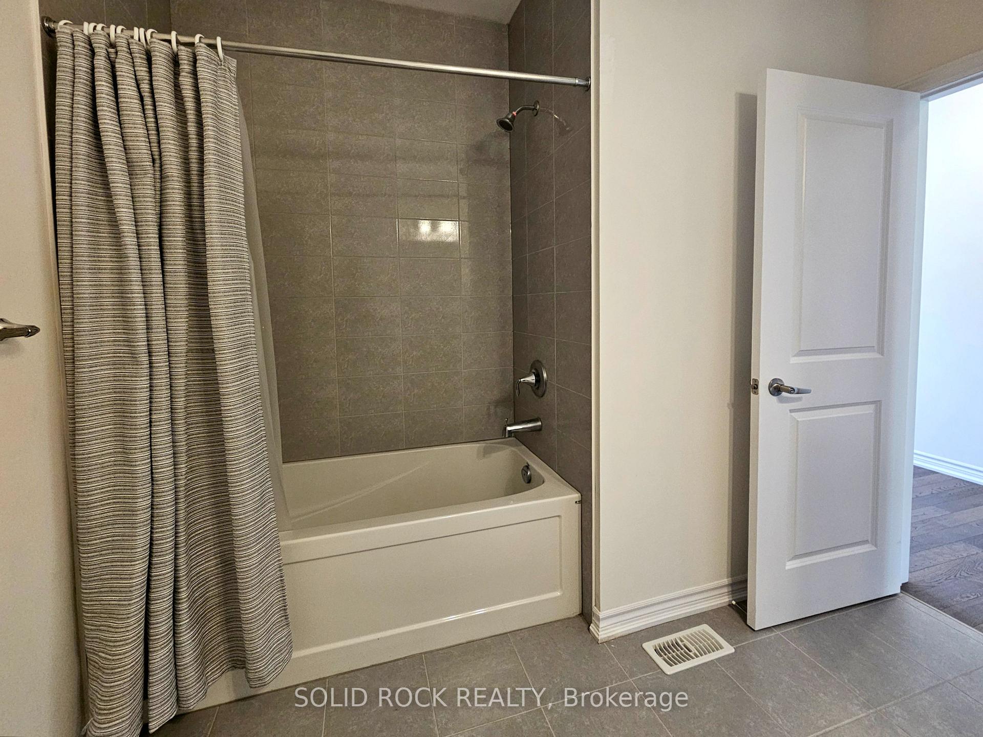 Photo 19 of 98 Adley Drive, Brockville — HOMEH