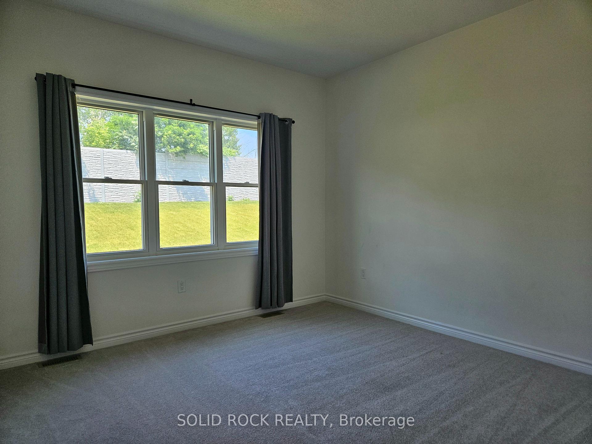 Photo 21 of 98 Adley Drive, Brockville — HOMEH