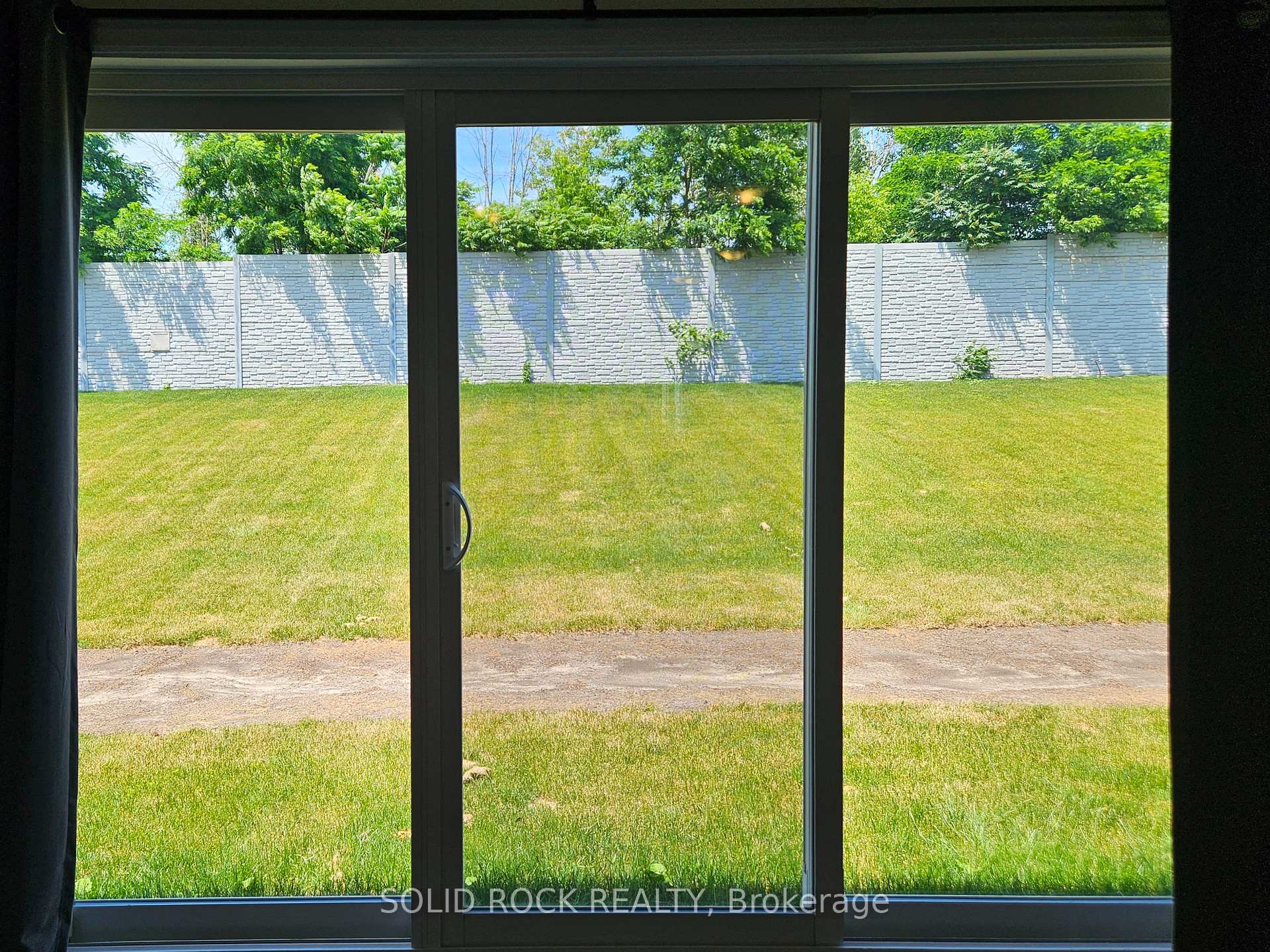 Photo 22 of 98 Adley Drive, Brockville — HOMEH