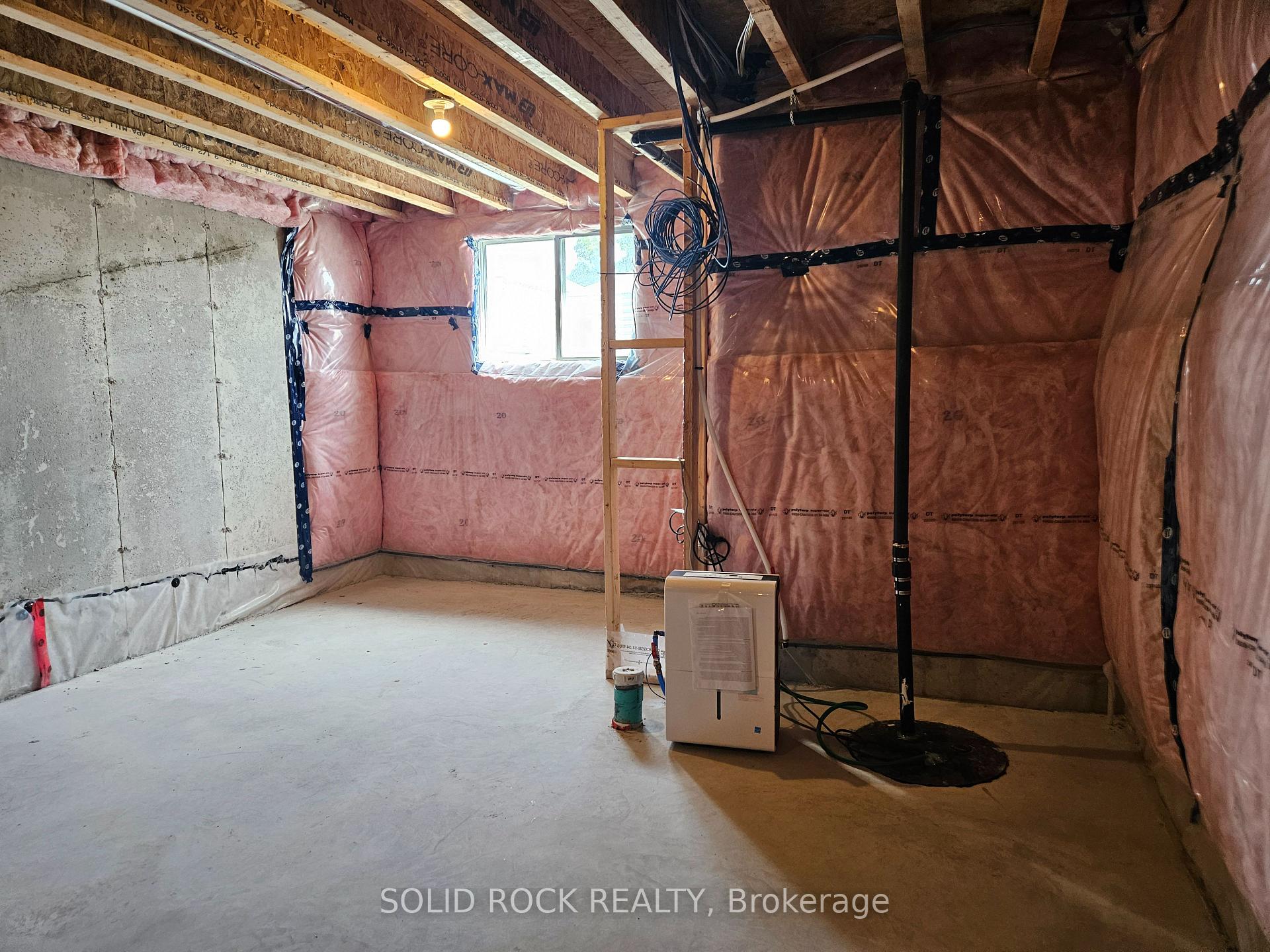 Photo 30 of 98 Adley Drive, Brockville — HOMEH