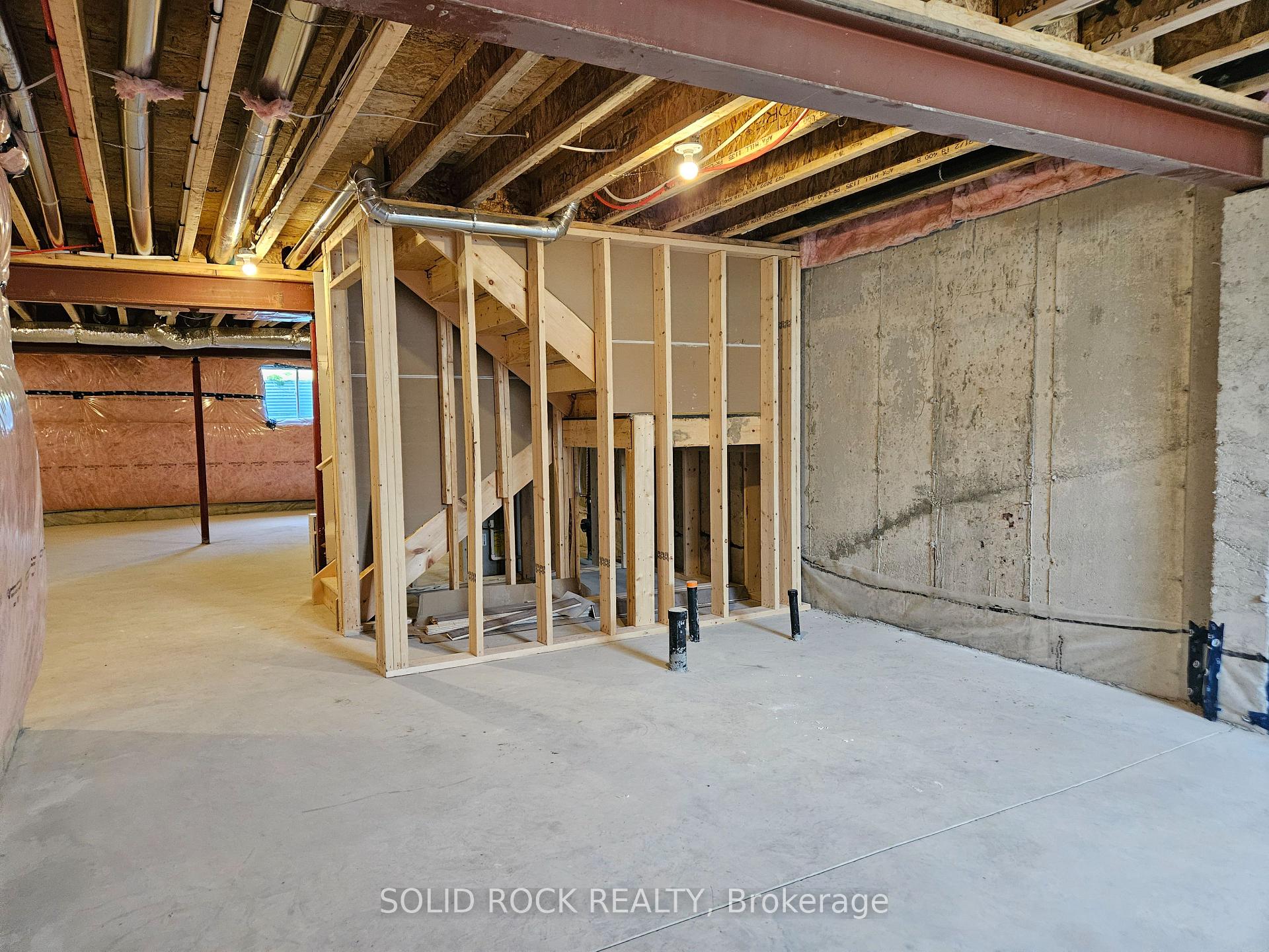Photo 33 of 98 Adley Drive, Brockville — HOMEH