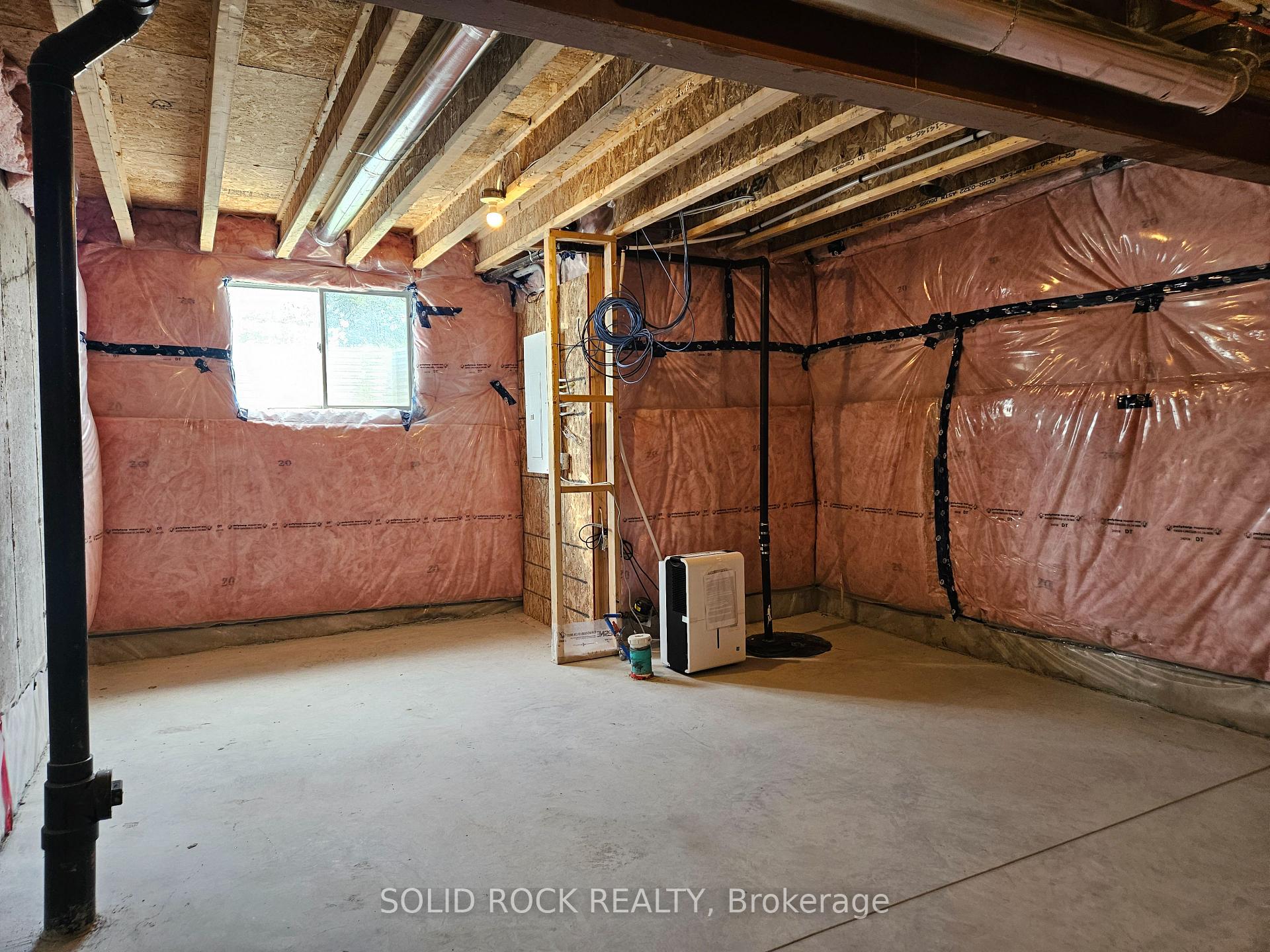 Photo 29 of 98 Adley Drive, Brockville — HOMEH