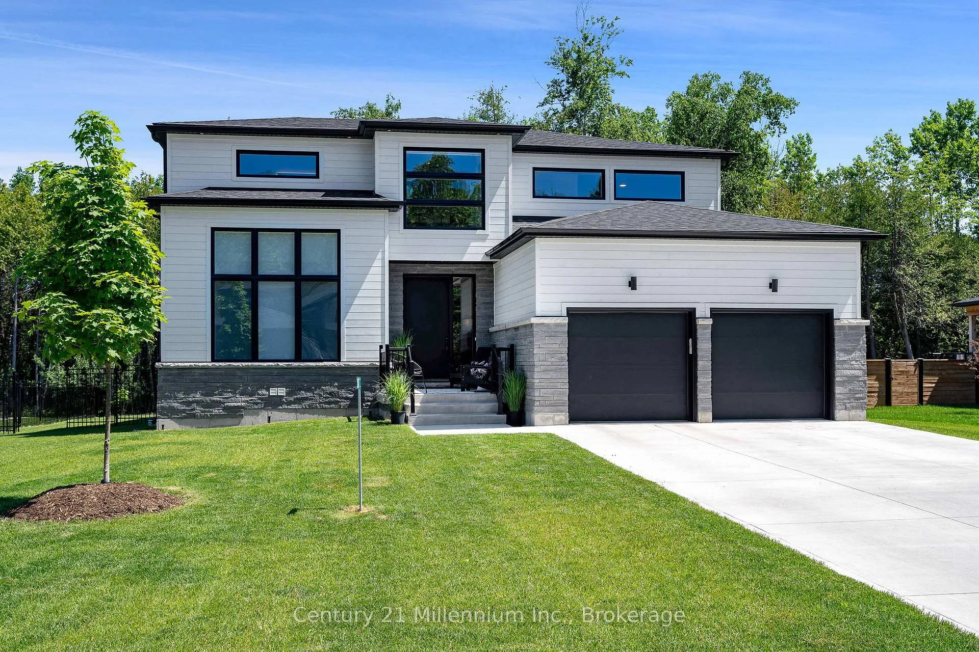Photo 1 of 107 Tekiah Road, Northern Bruce Peninsula — HOMEH