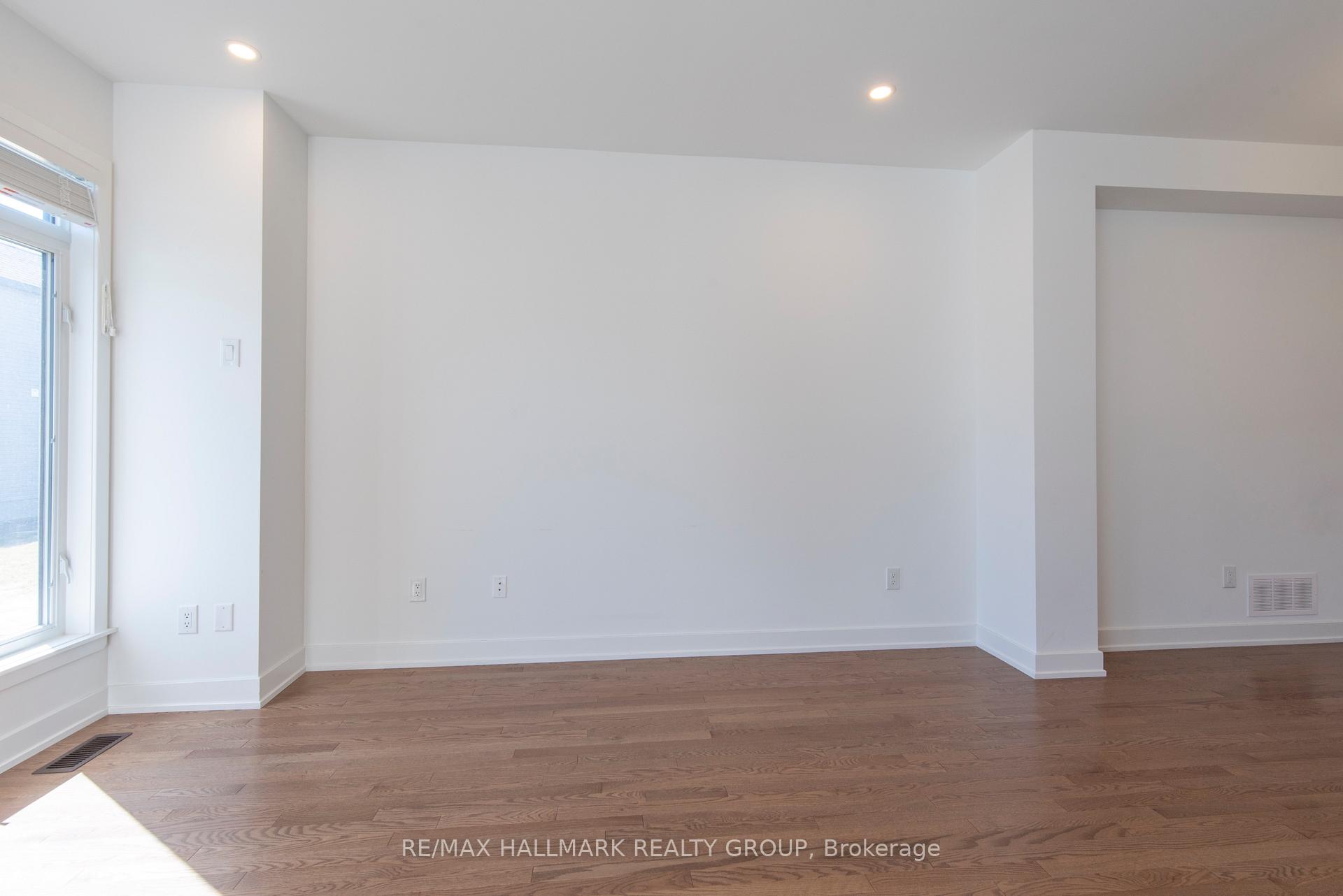 Photo 8 of 853 Solarium Avenue, Ottawa, Riverside South/Gloucester Glen — HOMEH
